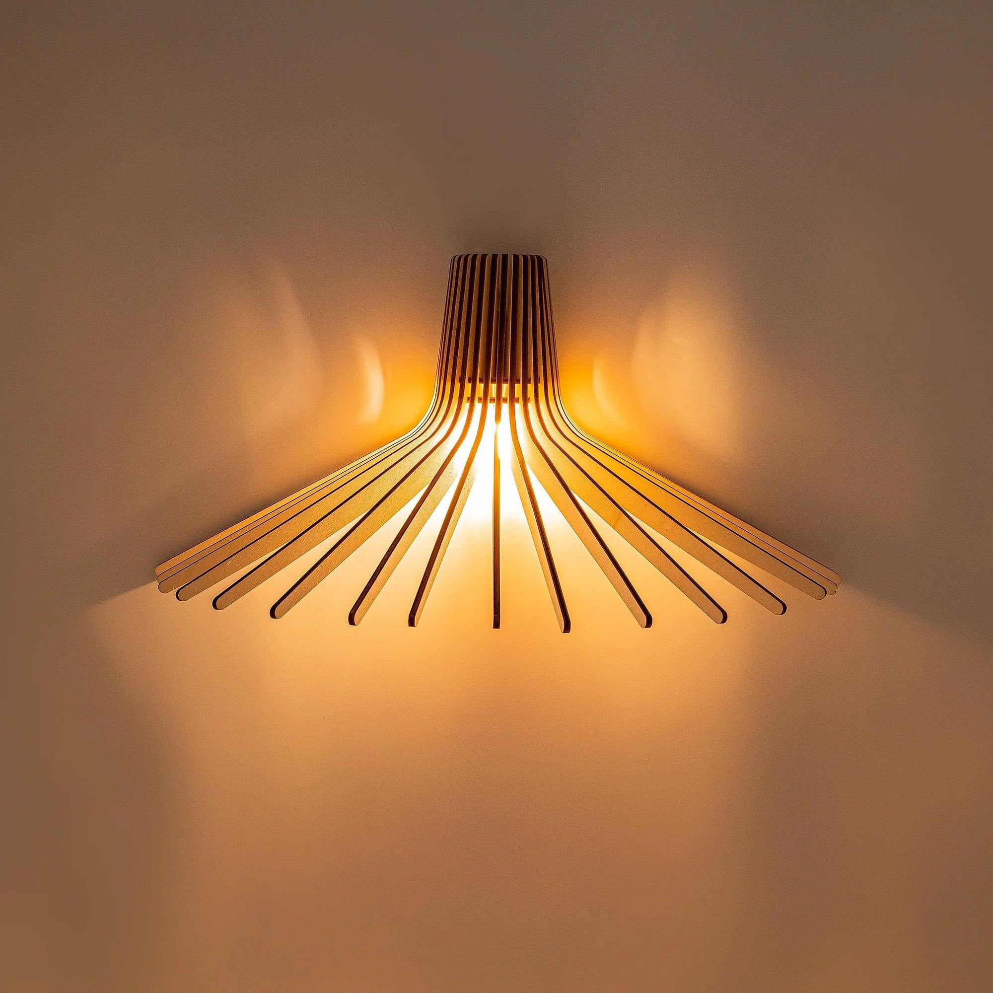 Azur Wandlampe Holz 1