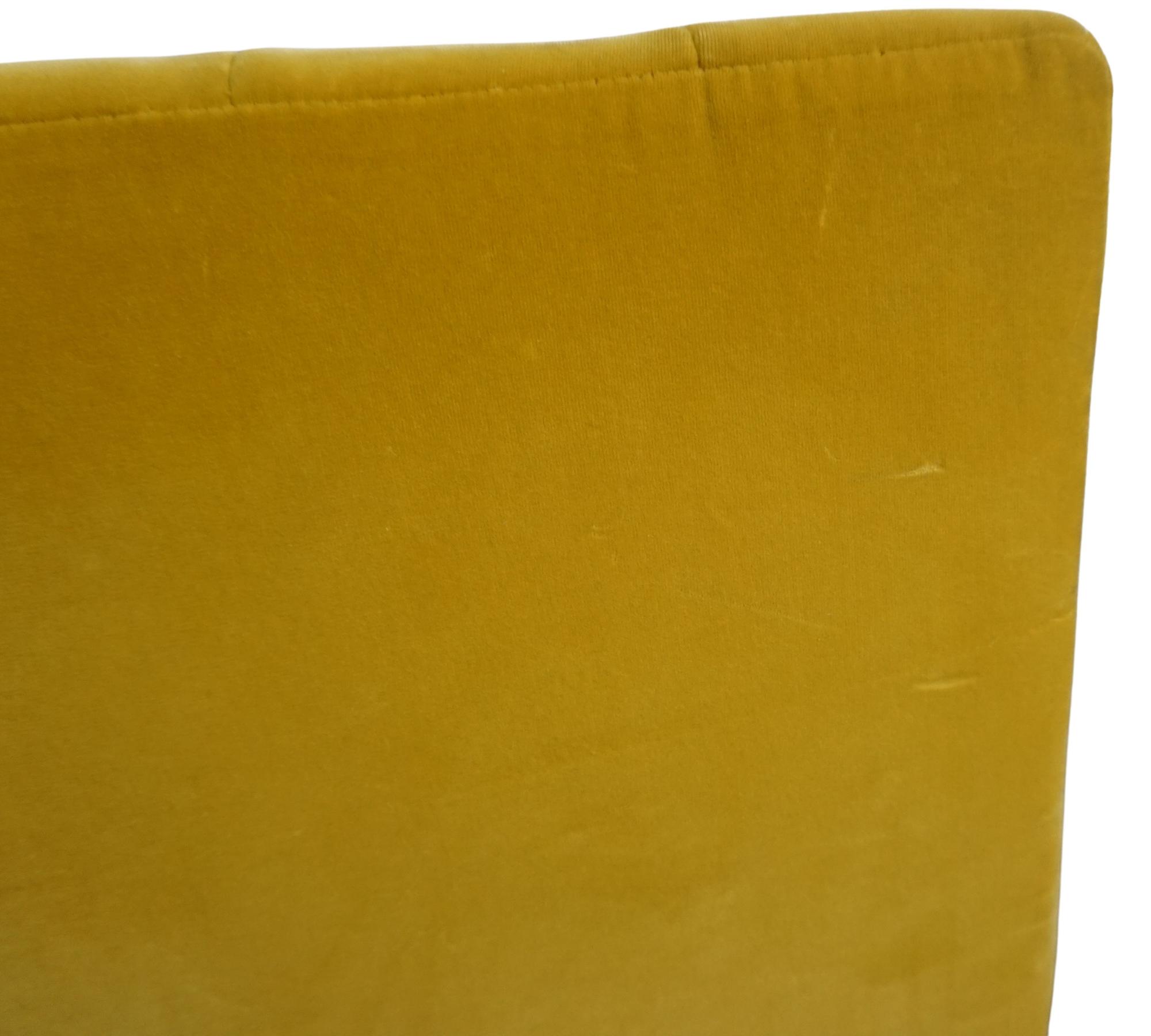Loafer SC23 armchair velvet yellow 4
