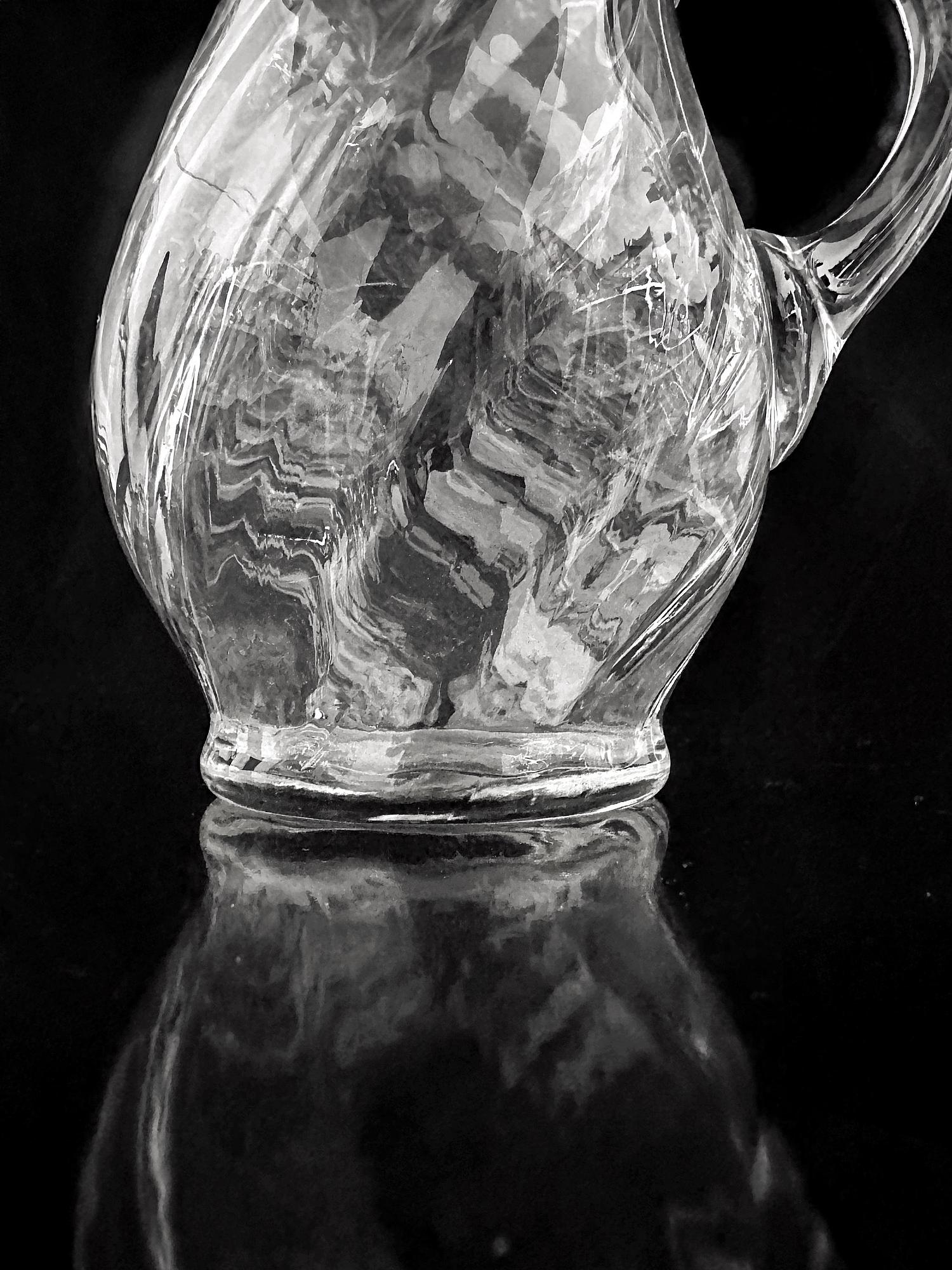 Mid-Century Modernist Water pitcher Glass 1950s 3