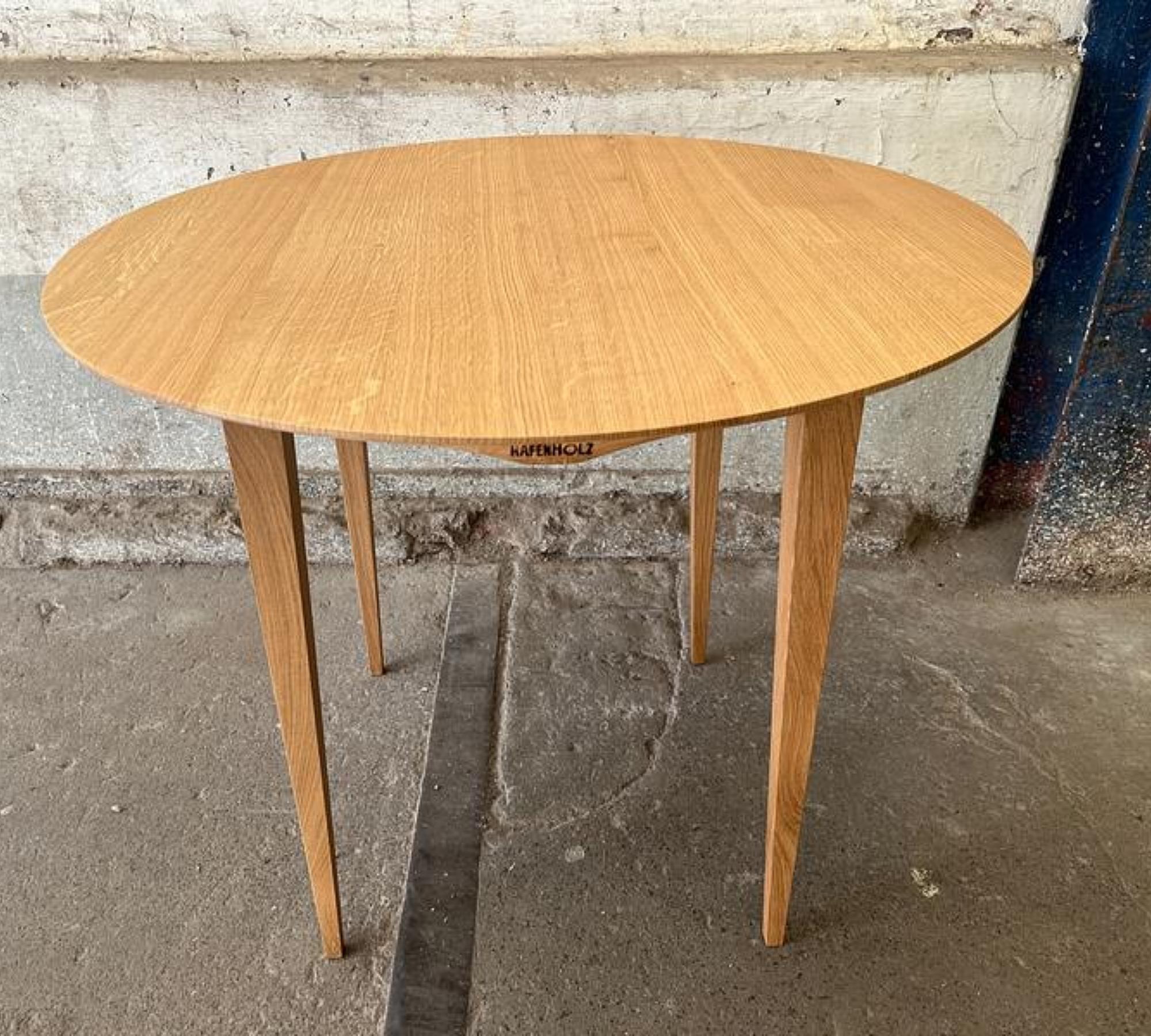 Beluga Table Oak wood 3-layer panel Brown Ø 90cm 2