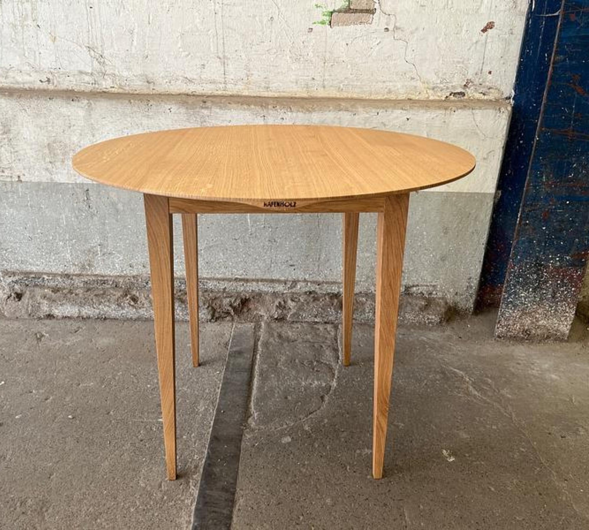 Beluga Table Oak wood 3-layer panel Brown Ø 90cm 3