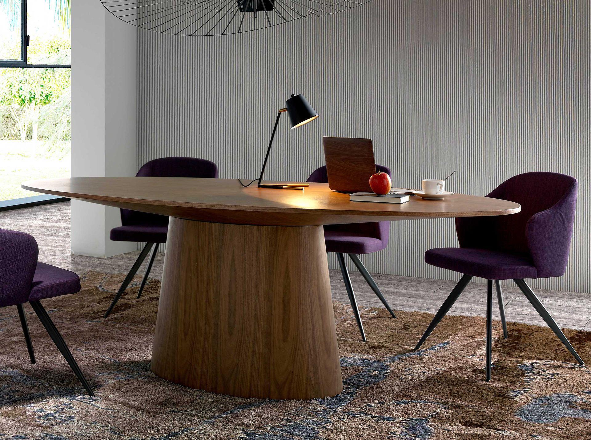 1013 Oval Dining Table Walnut Wood Veneer 4