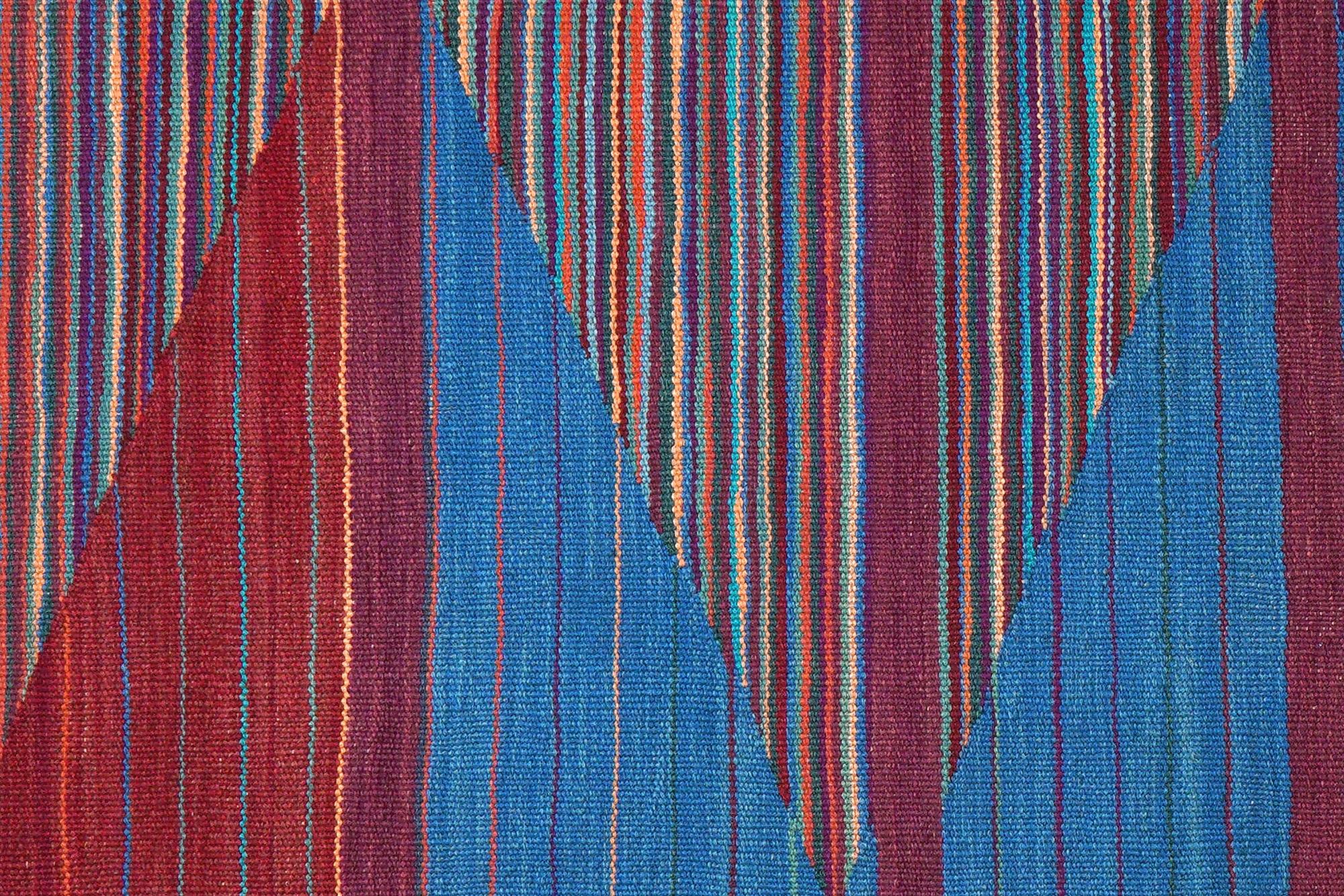 Gashgai Kilim Rug Red Blue 3