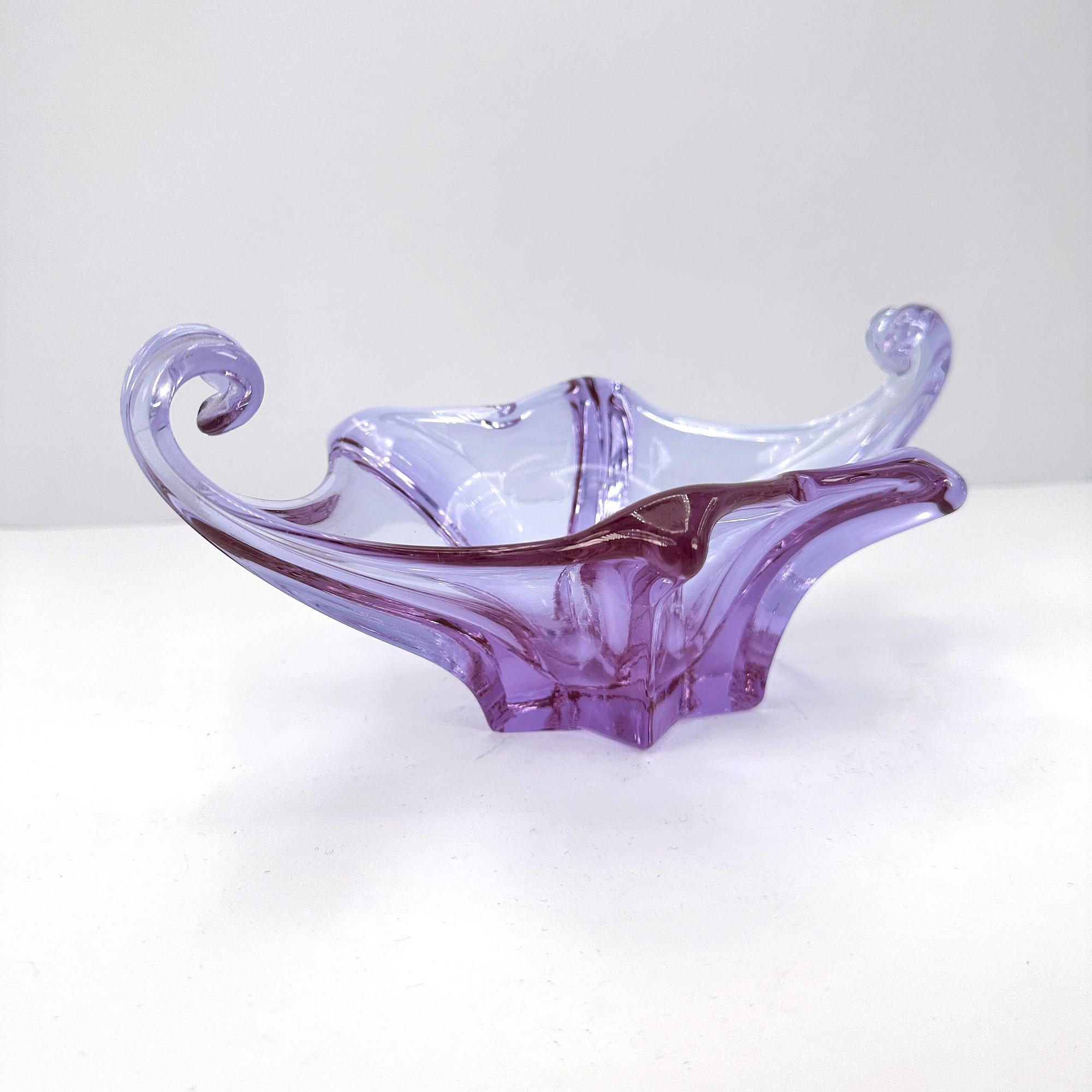 Vintage bowl Alexandrite glass pink 1