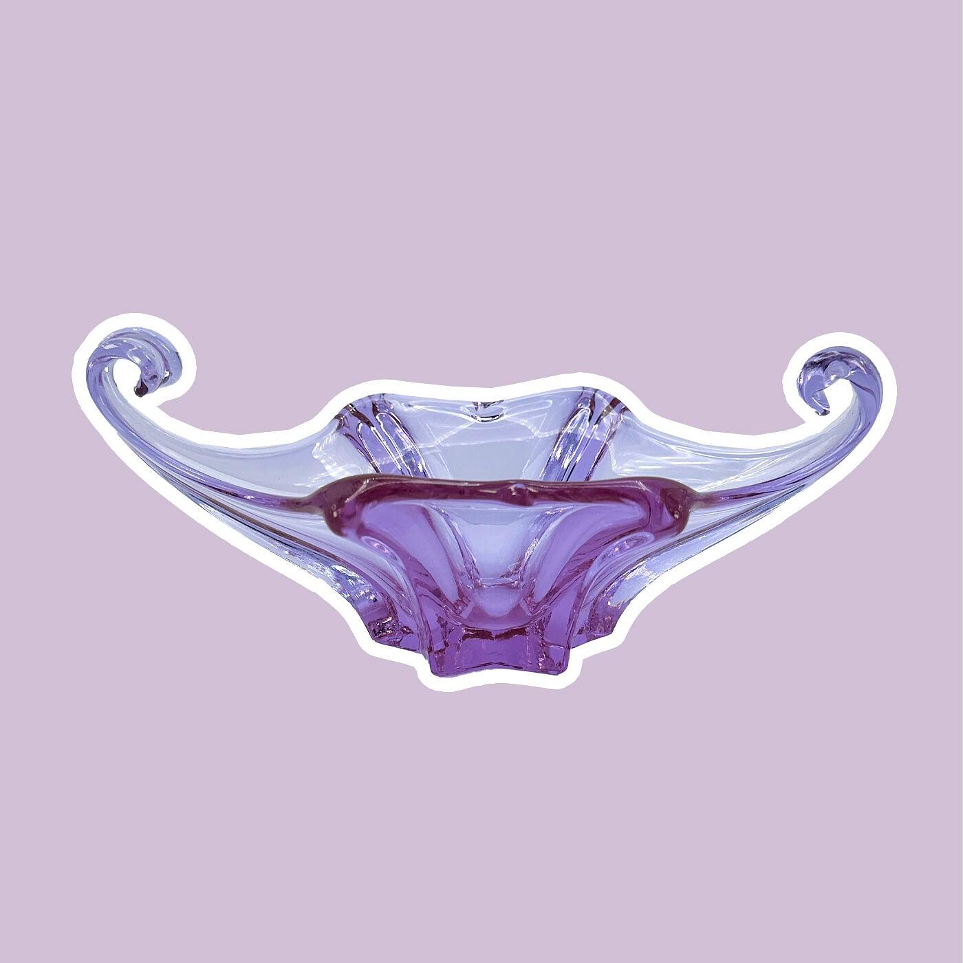 Vintage bowl Alexandrite glass pink 2