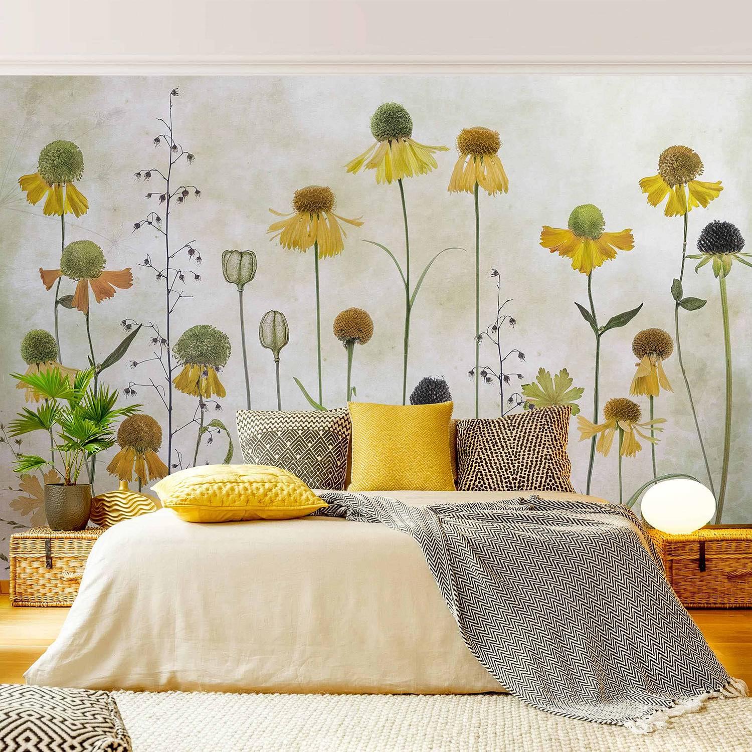Non-woven wallpaper Delicate Helenium Flowers Beige 3
