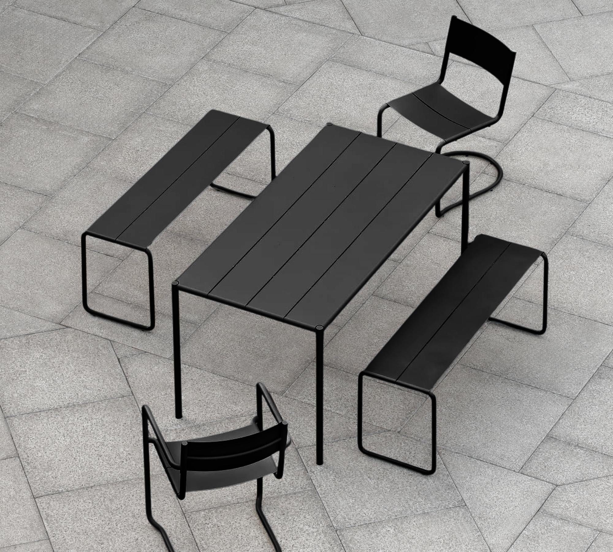 Sine Armchair Stackable Black 3