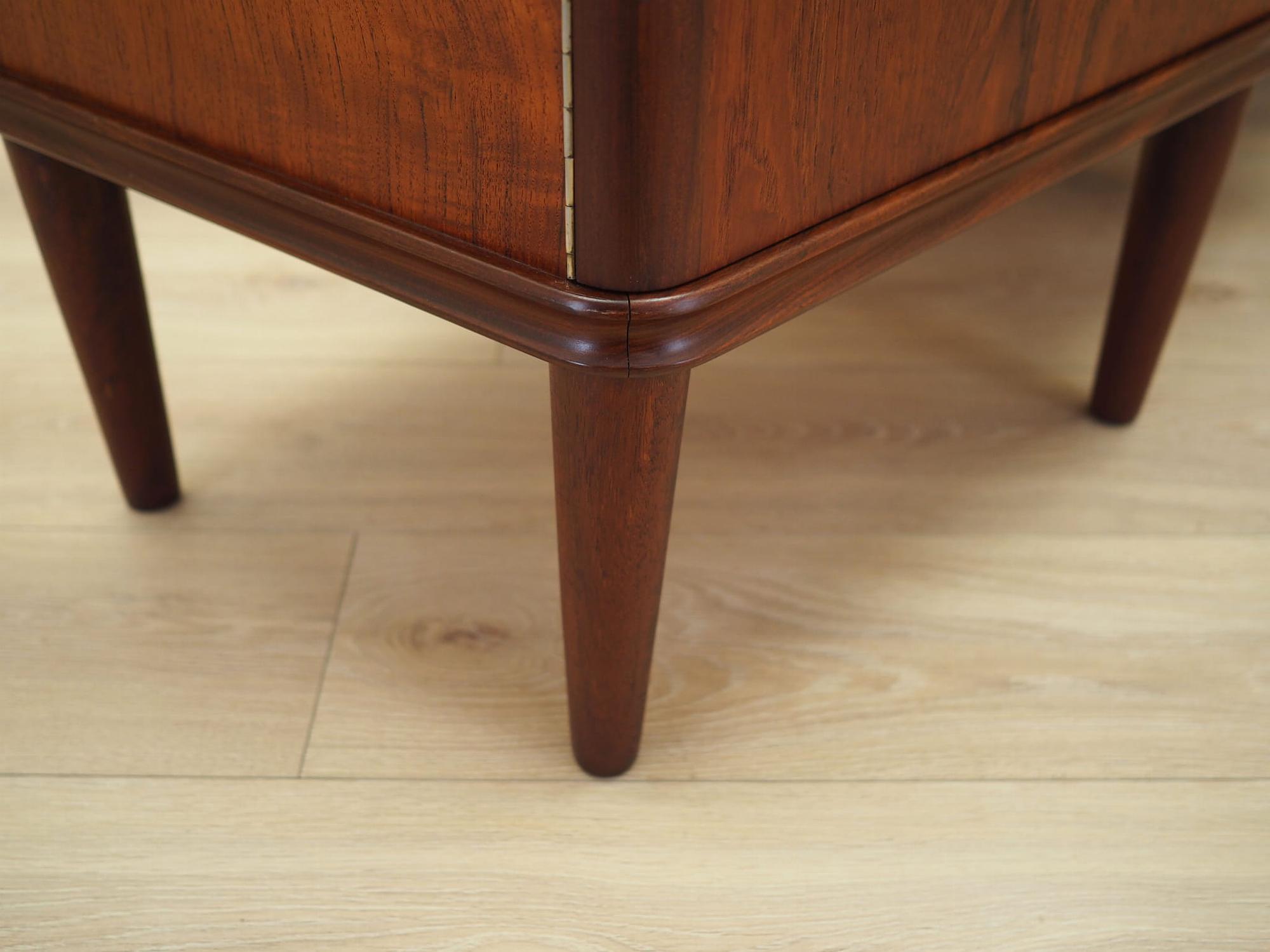 Credenza in legno di teak anni '60 8