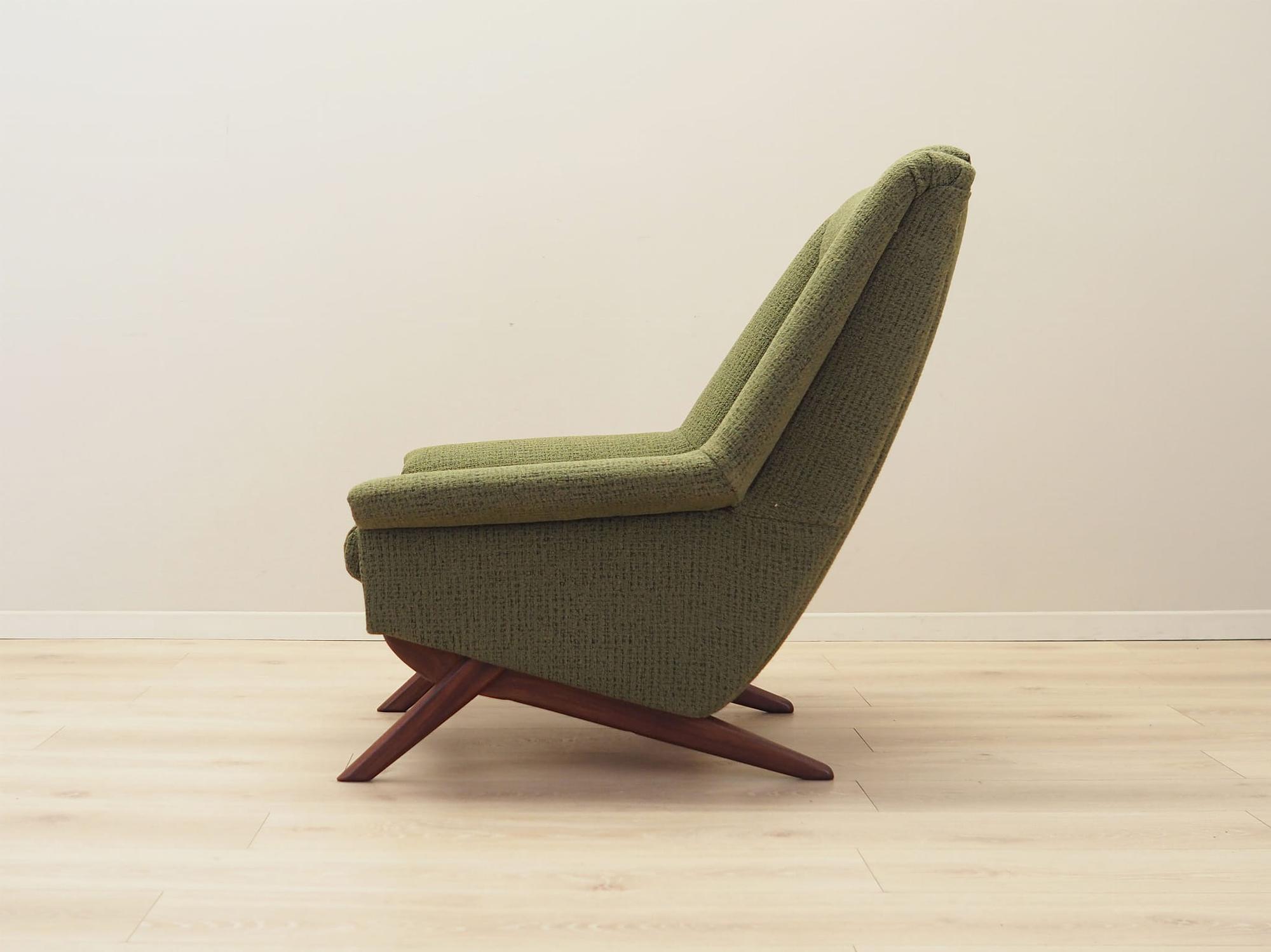 Modello 45 Poltrona Verde anni '70 4
