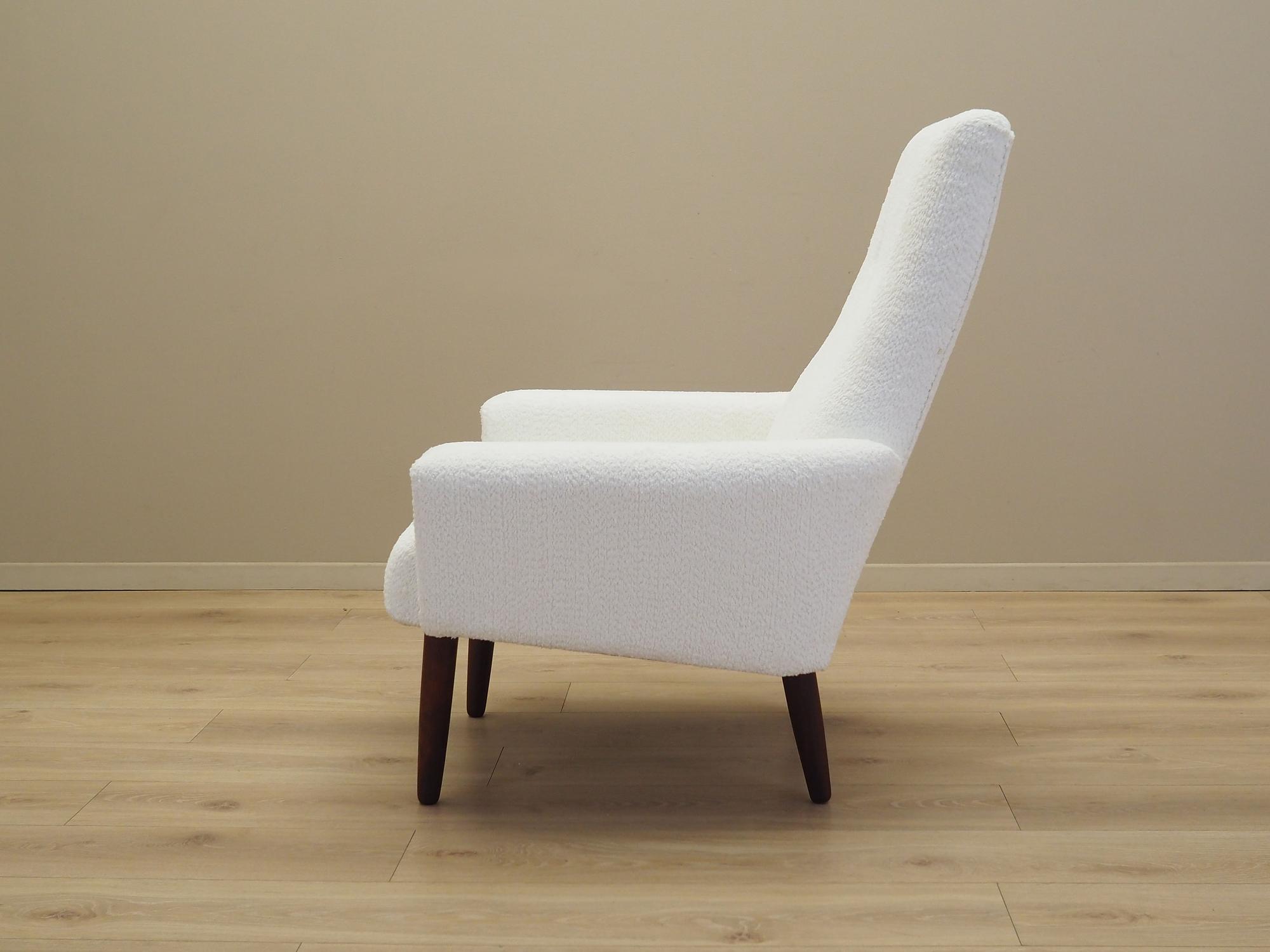 Poltrona in tessuto bianco anni '70 2