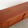 Sideboard in legno di teak anni '70 9
