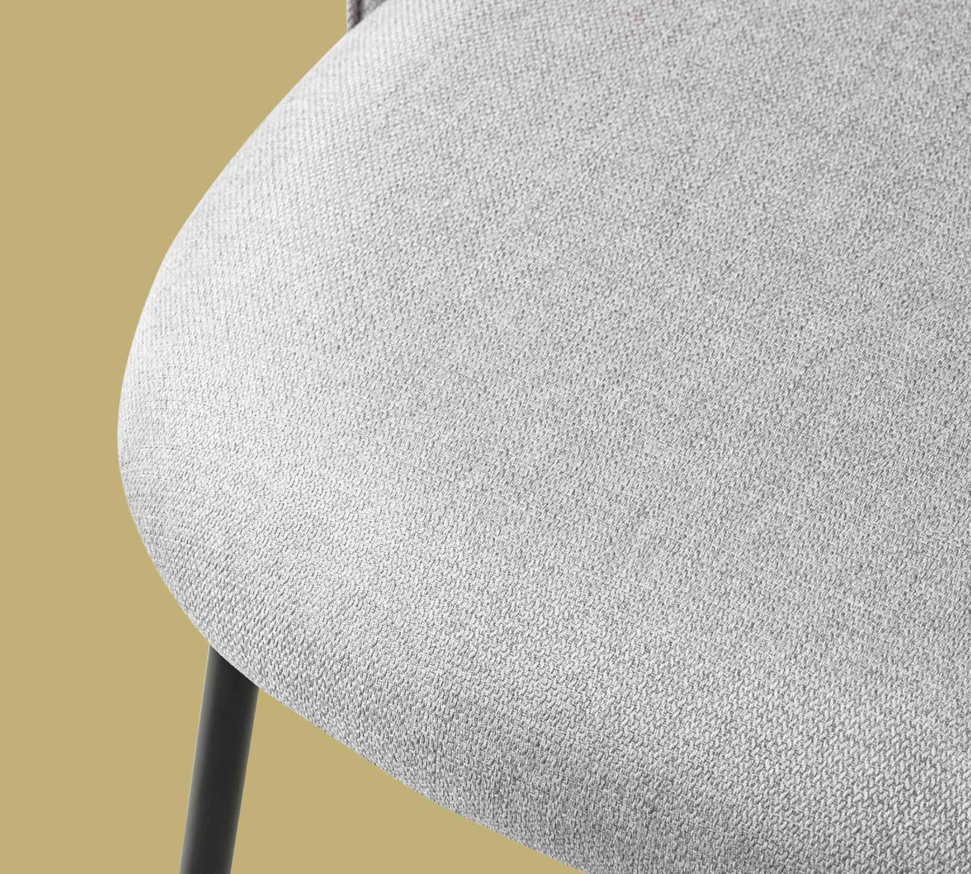 Upholstered chair with back cut-out Light grey 5