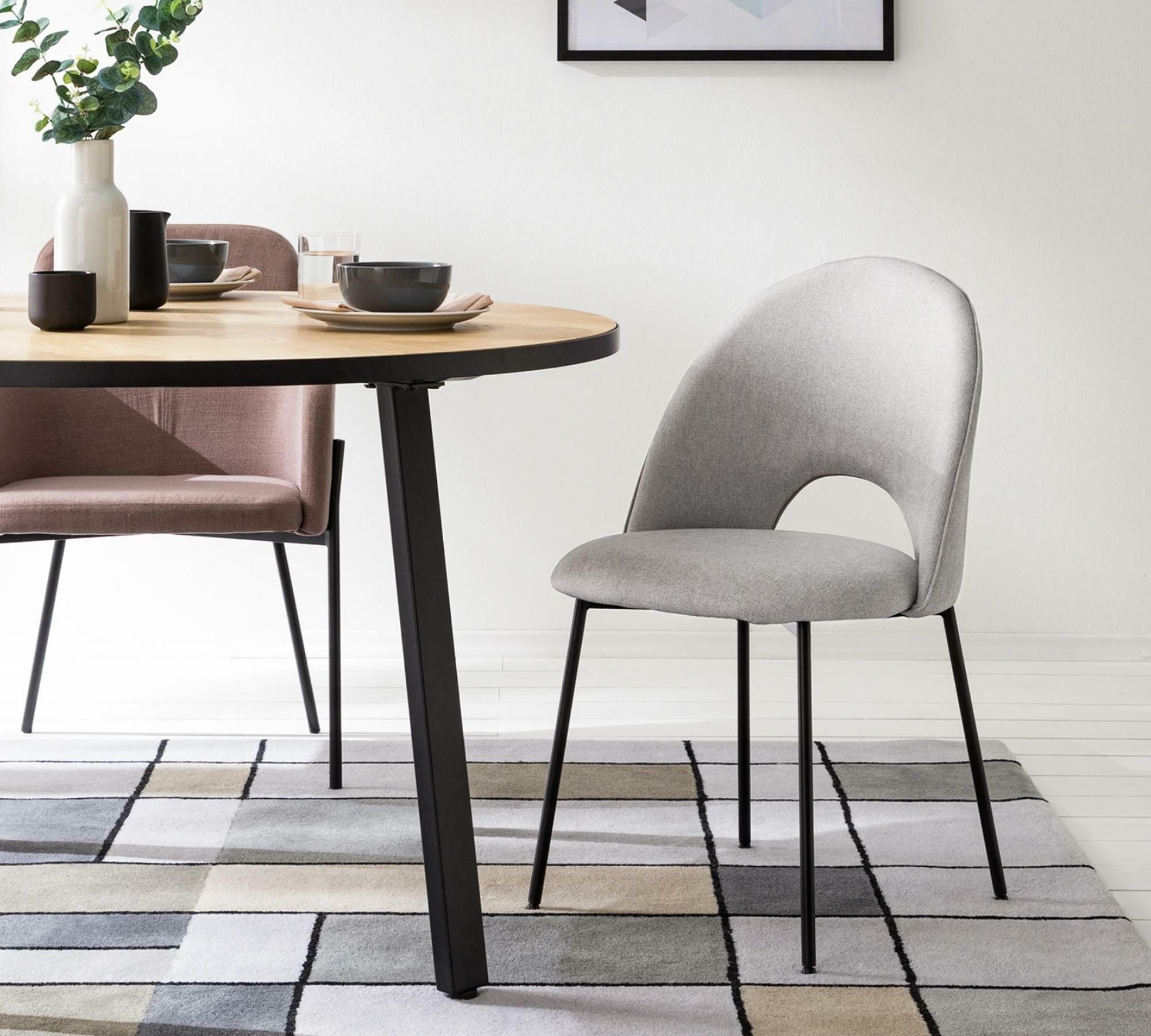 Upholstered chair with back cut-out Light grey 6