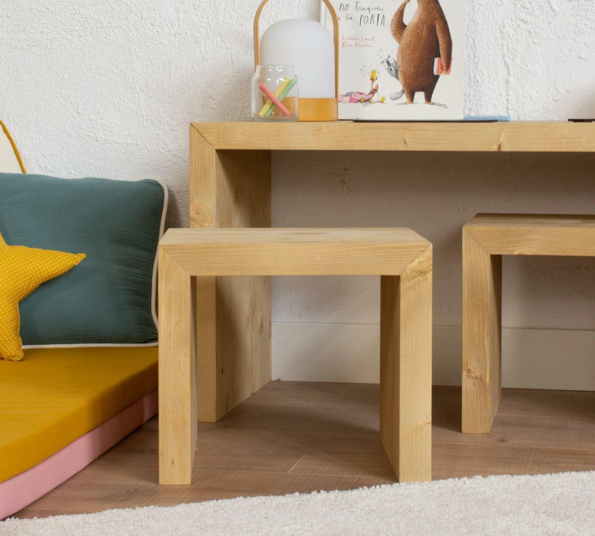 Kinderhocker Montessori aus Tannenholz Helle Holzoptik 2
