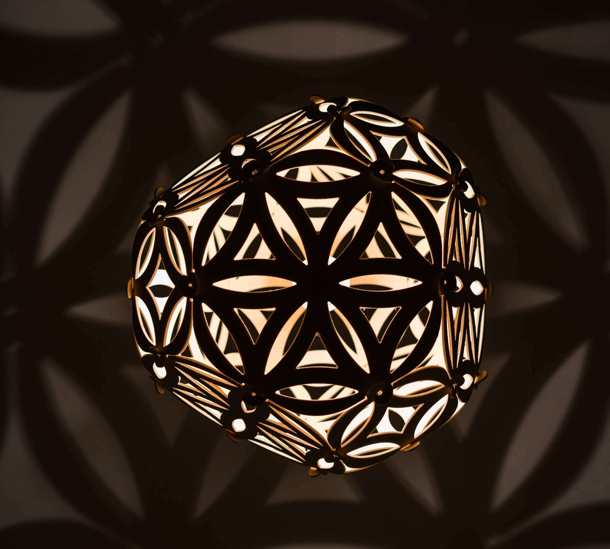 SOLAR Pendant Lamp Wood Natural 6