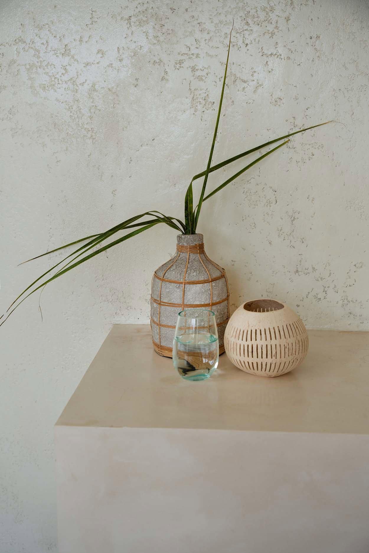 Whoopy Vase Concrete Natural 2