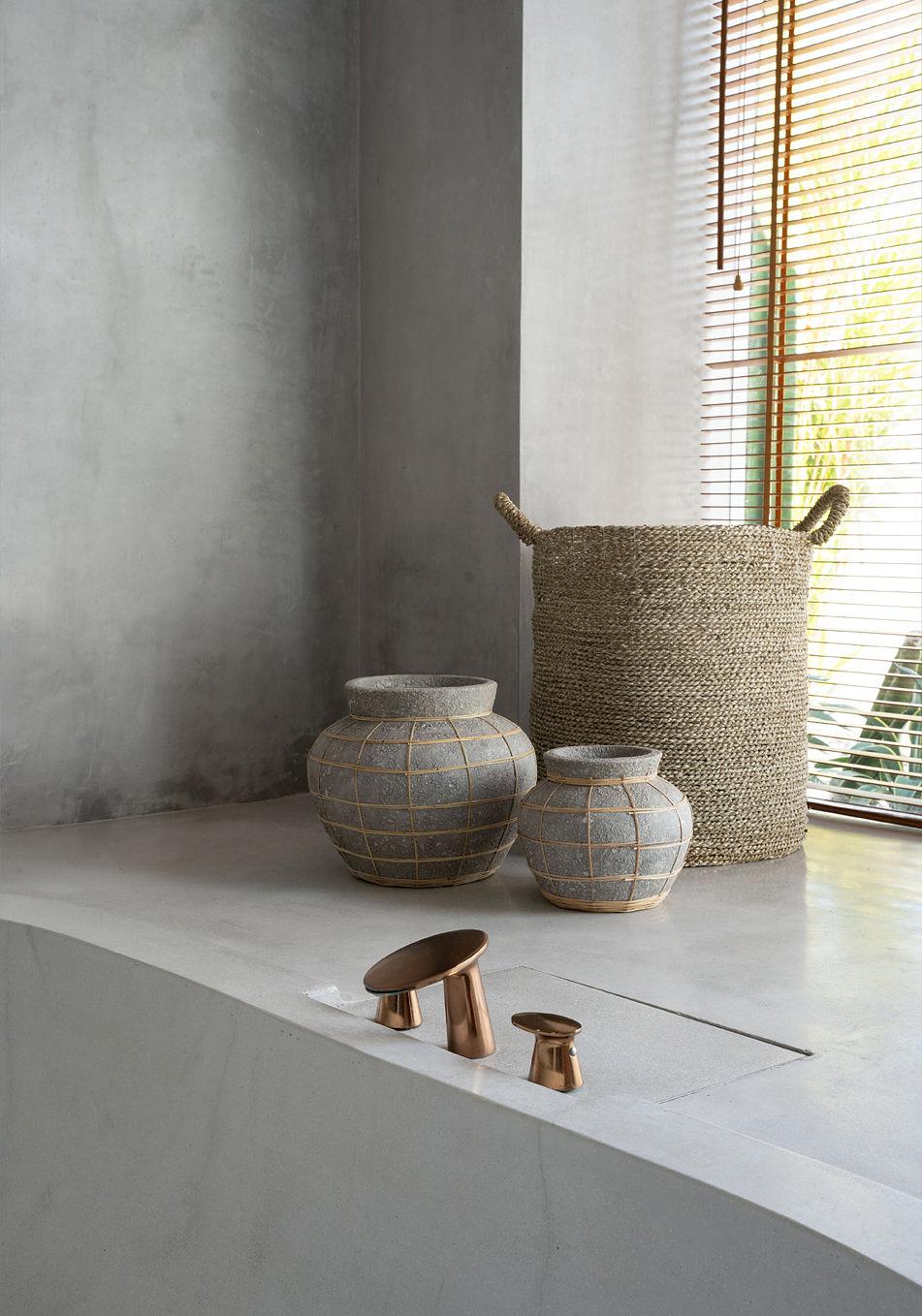 Belly Vase Concrete Nature 2