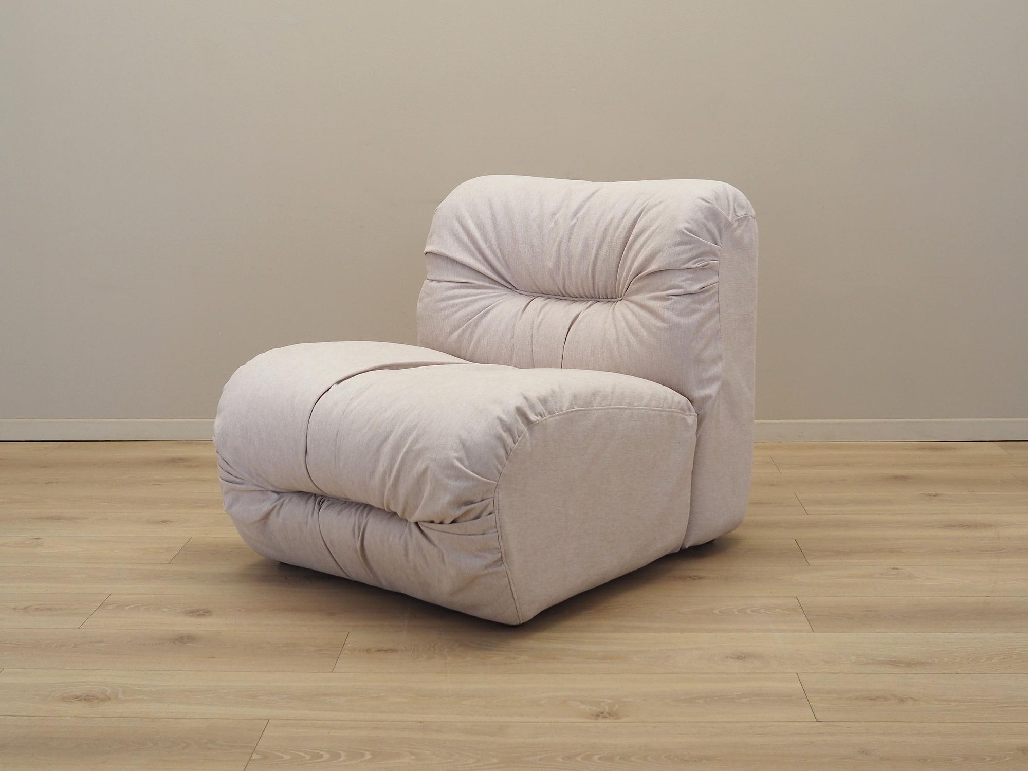 Beige armchair, Italian design, 1970s, Production: Italy 1