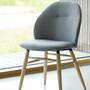Upholstered chair with solid oak frame 7