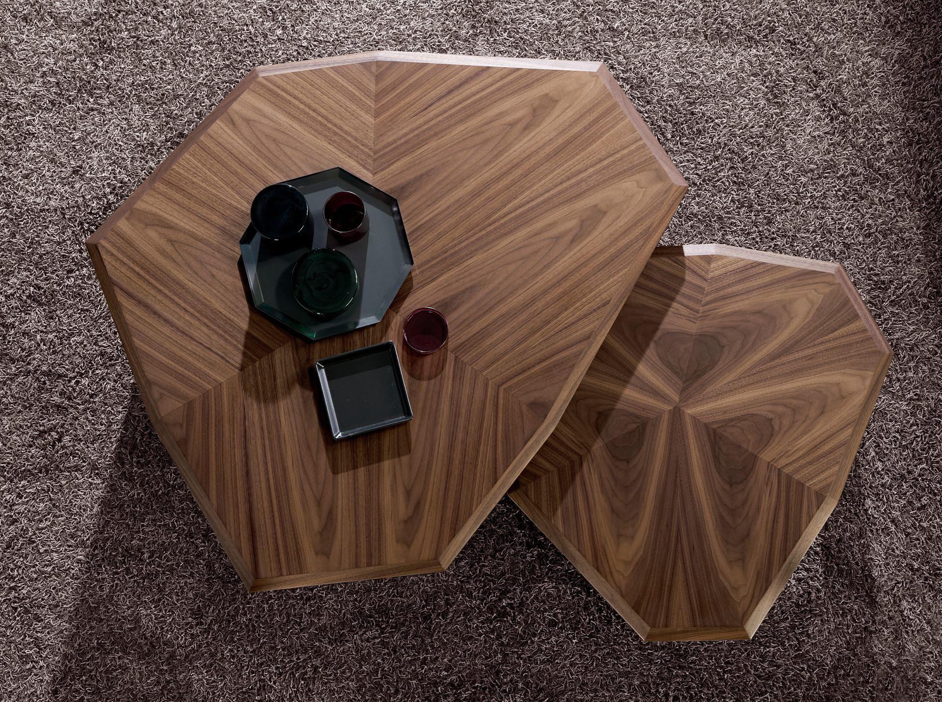 Abstrakter Couchtisch Nussbaum 4