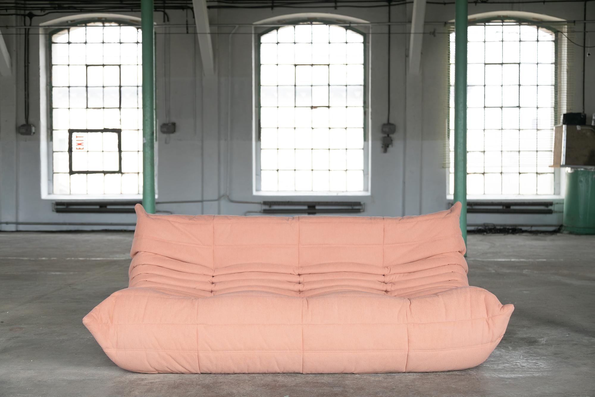 Togo Sofa 3-Sitzer Cord Rosa 0