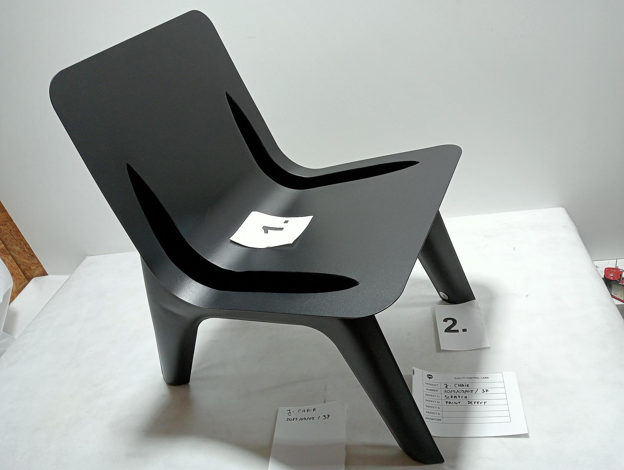 J-Chair Lounge Chair Steel Black 1