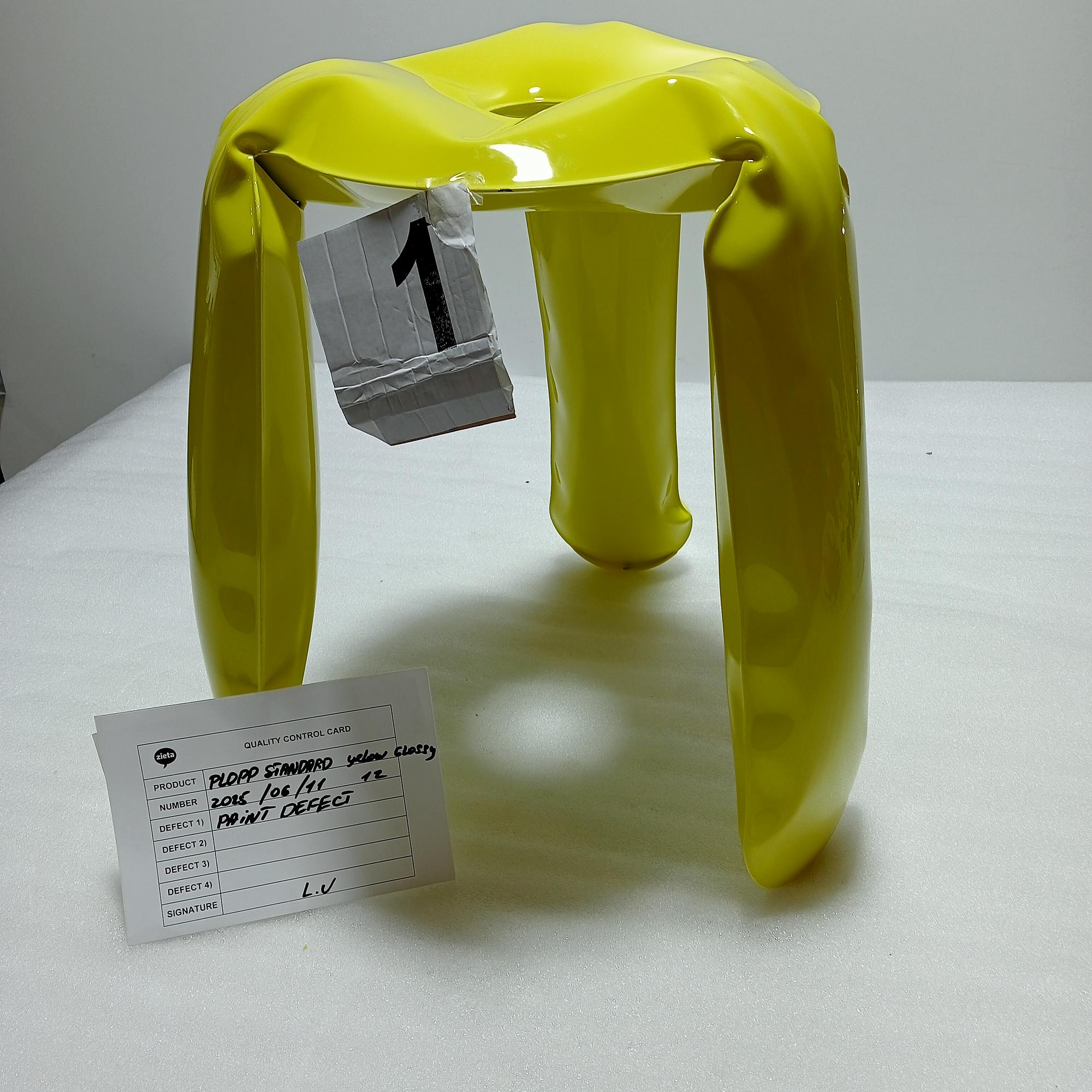 Plopp Standard Stool Steel Yellow Glossy 1