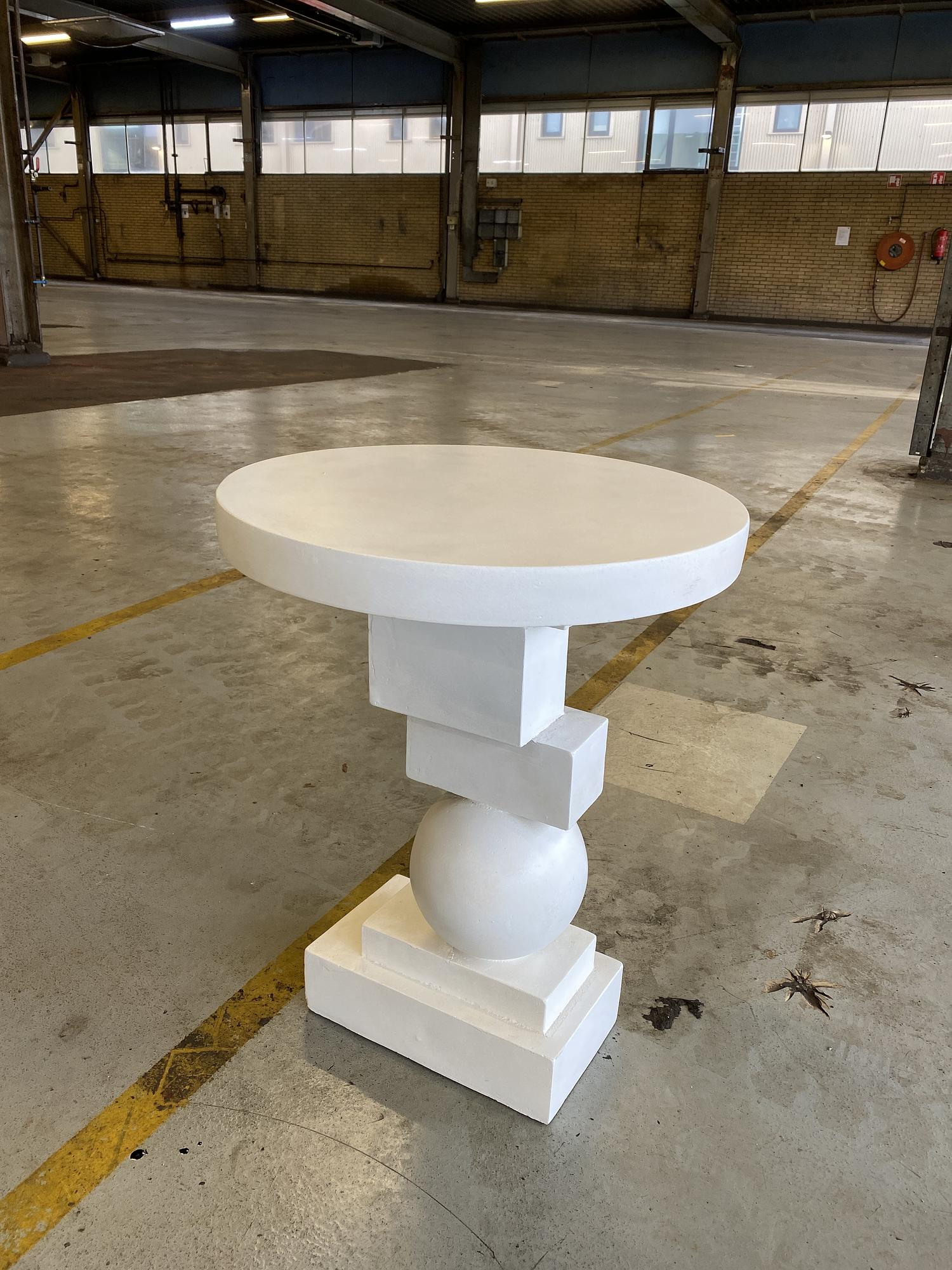 Artist Side table Fiber concrete Bone white 1