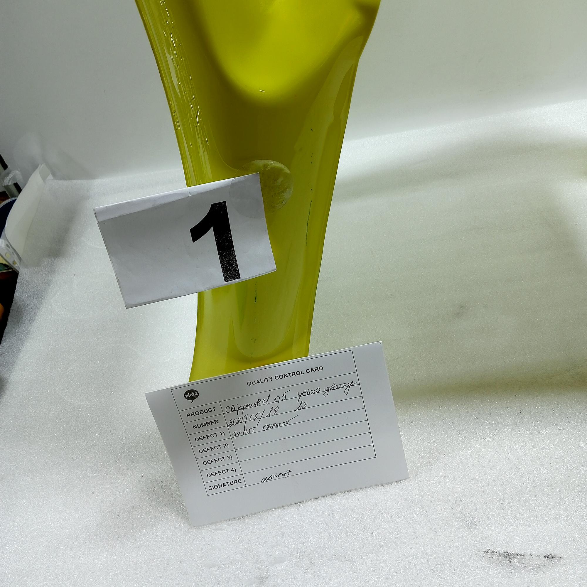 Chippensteel 0.5 Chair Steel Yellow Glossy 1