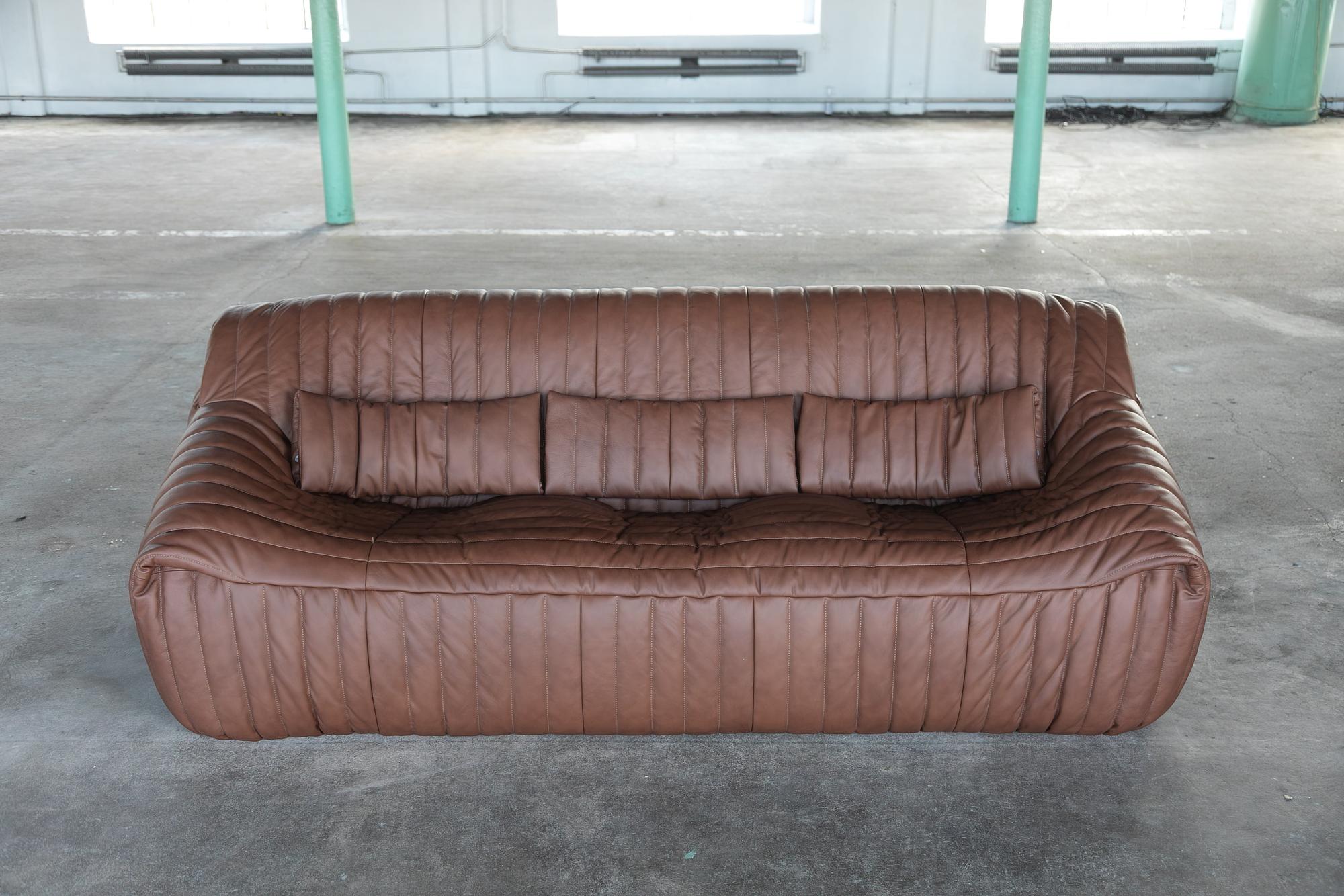 Togo Armchair Smooth Leather Folk Brown 0