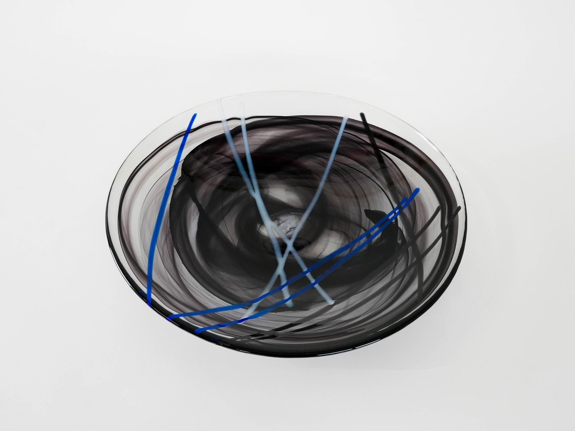 Contrast glass bowl Blue 1980s 3