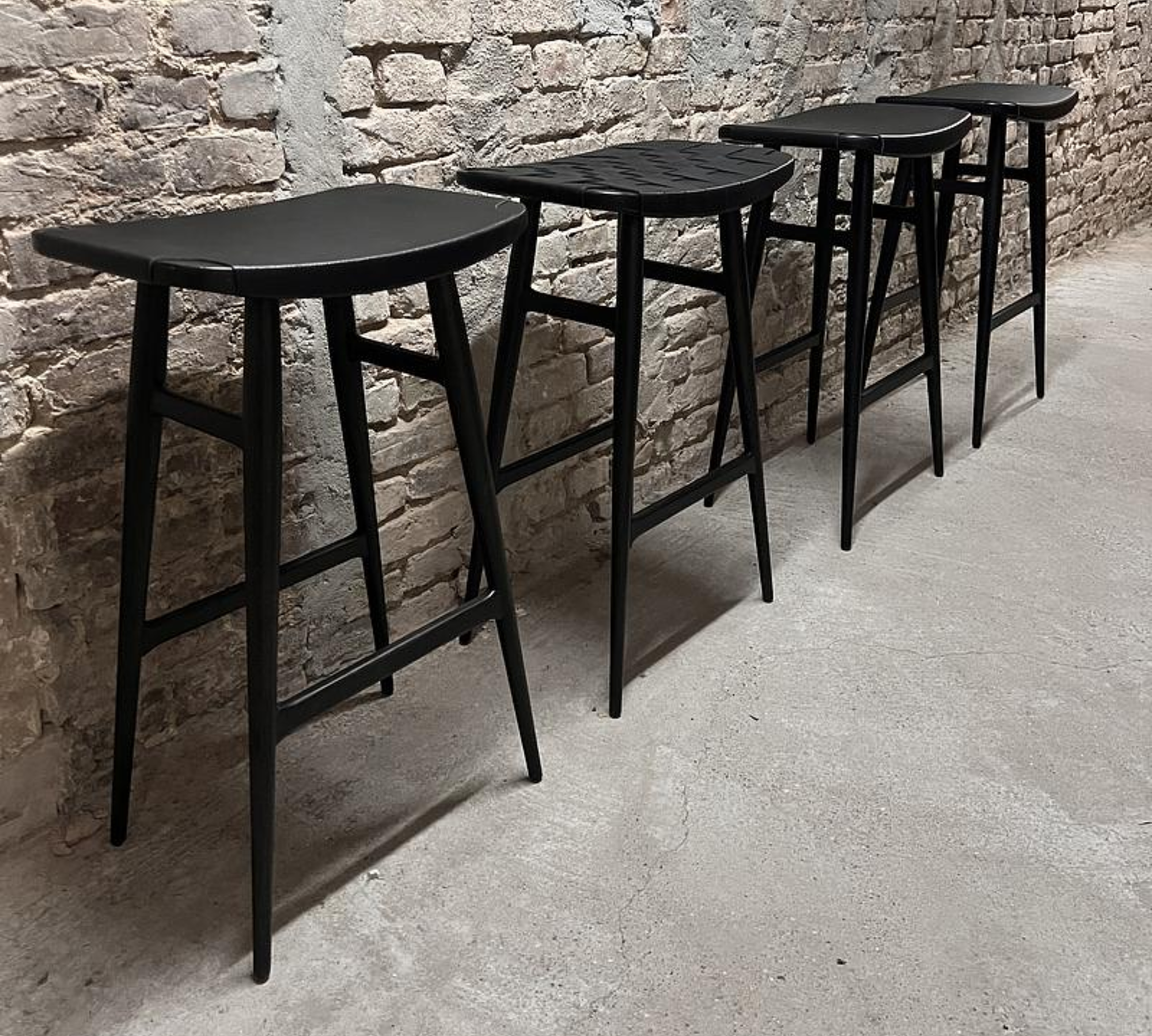 Freja Bar stool Black  3
