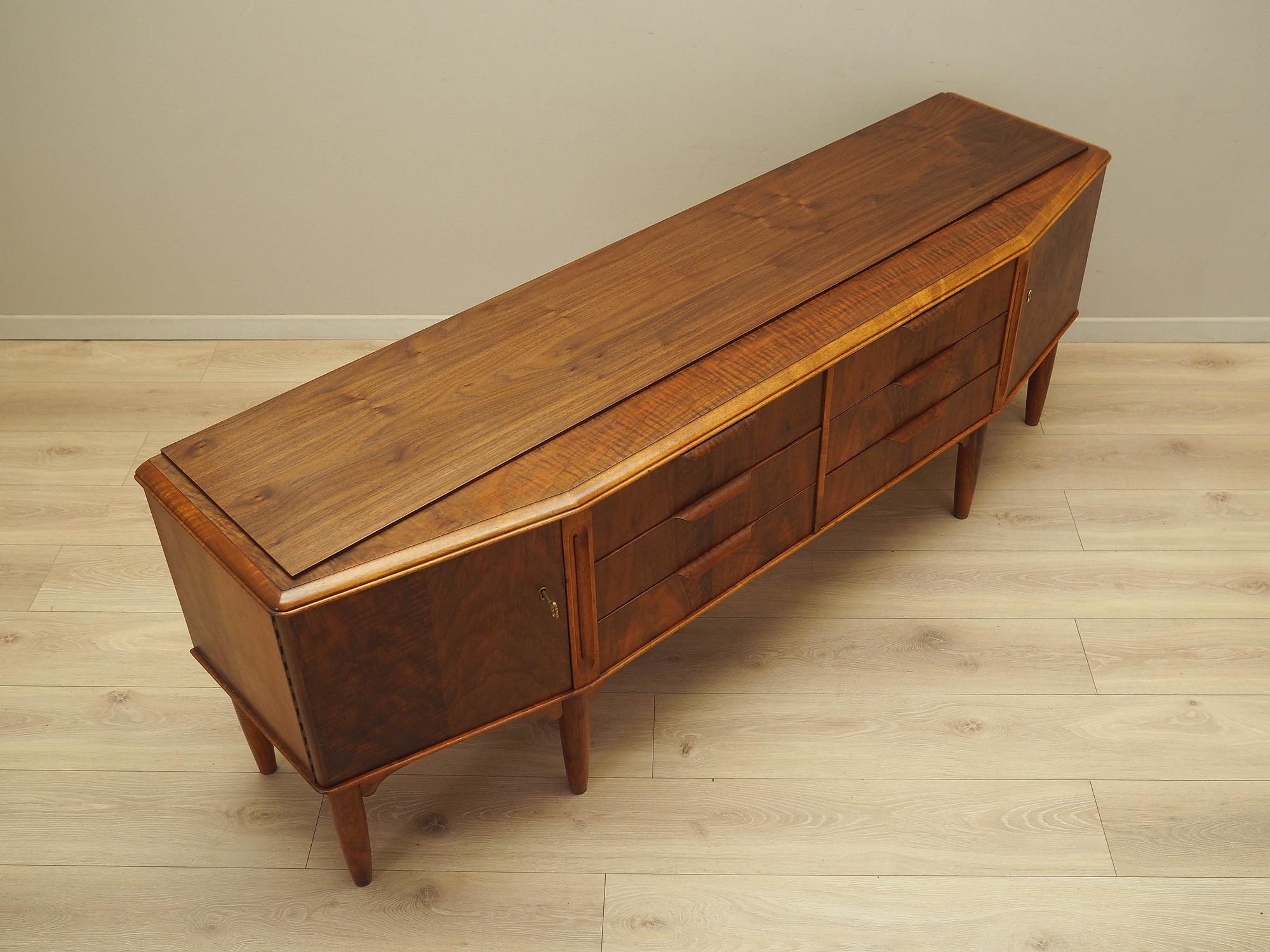 Sideboard walnut brown 1960s 6