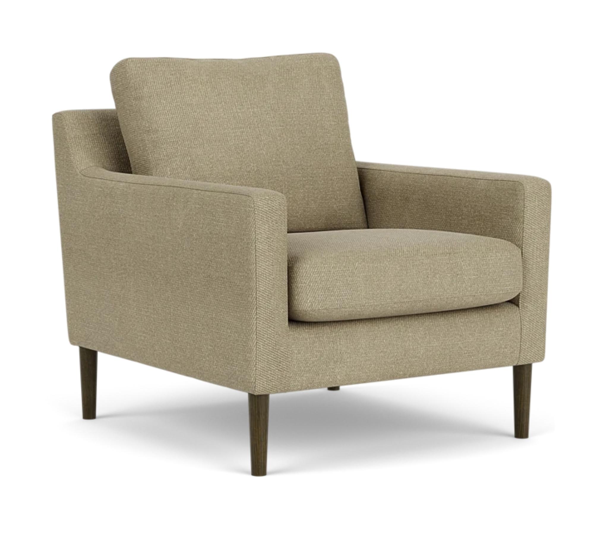 Astha Armchair Velvet Matte Amber 1