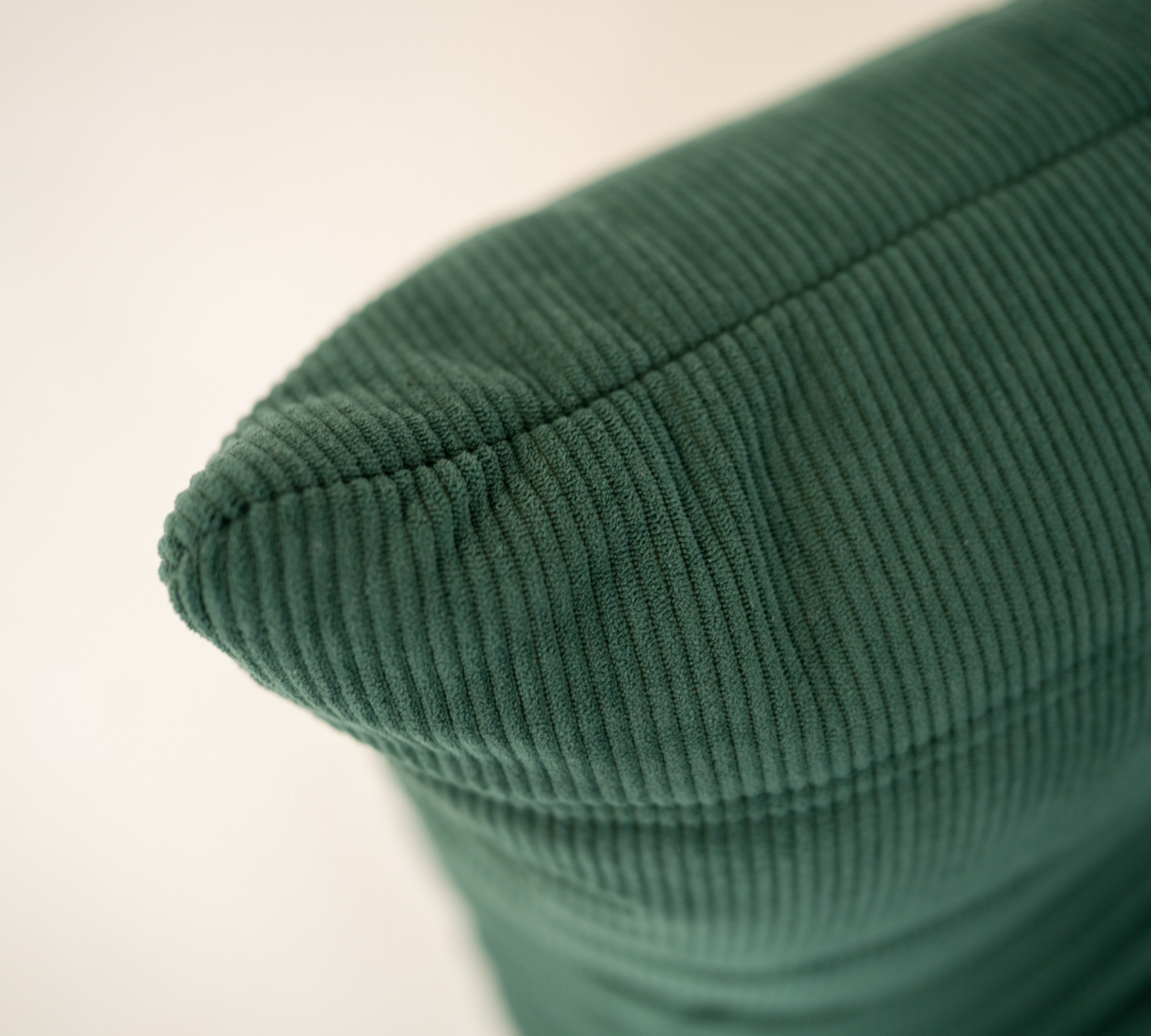 Togo Sofa 3-Sitzer Cord Tannengrün 5