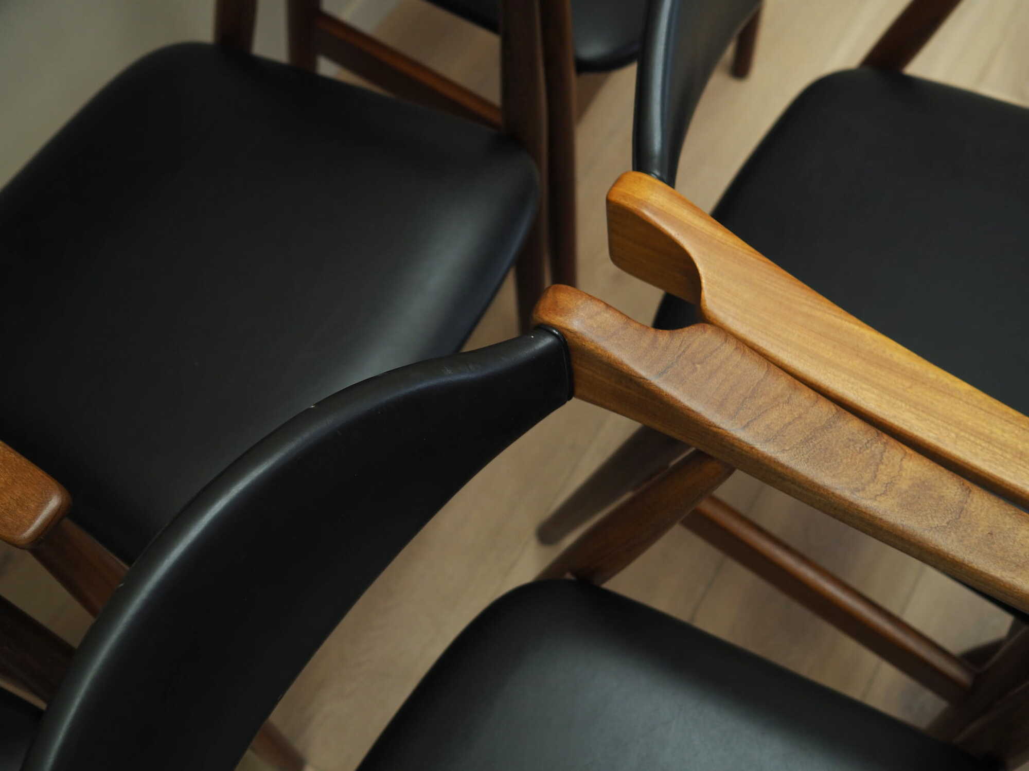 6x Chair Teak Wood Leather Black 1970s 7