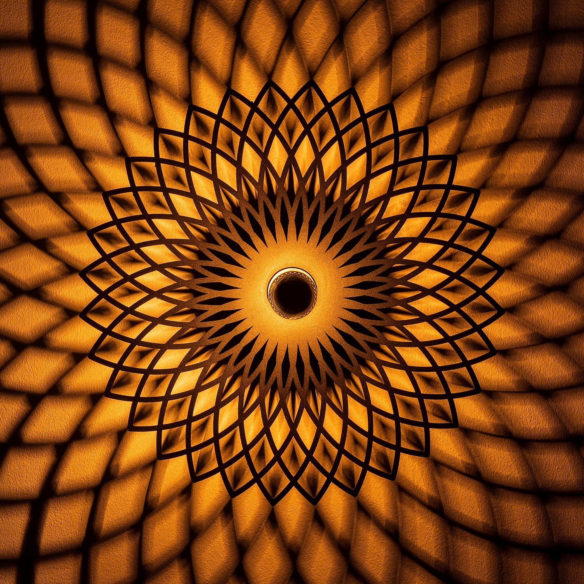 Applique in metallo nero 2