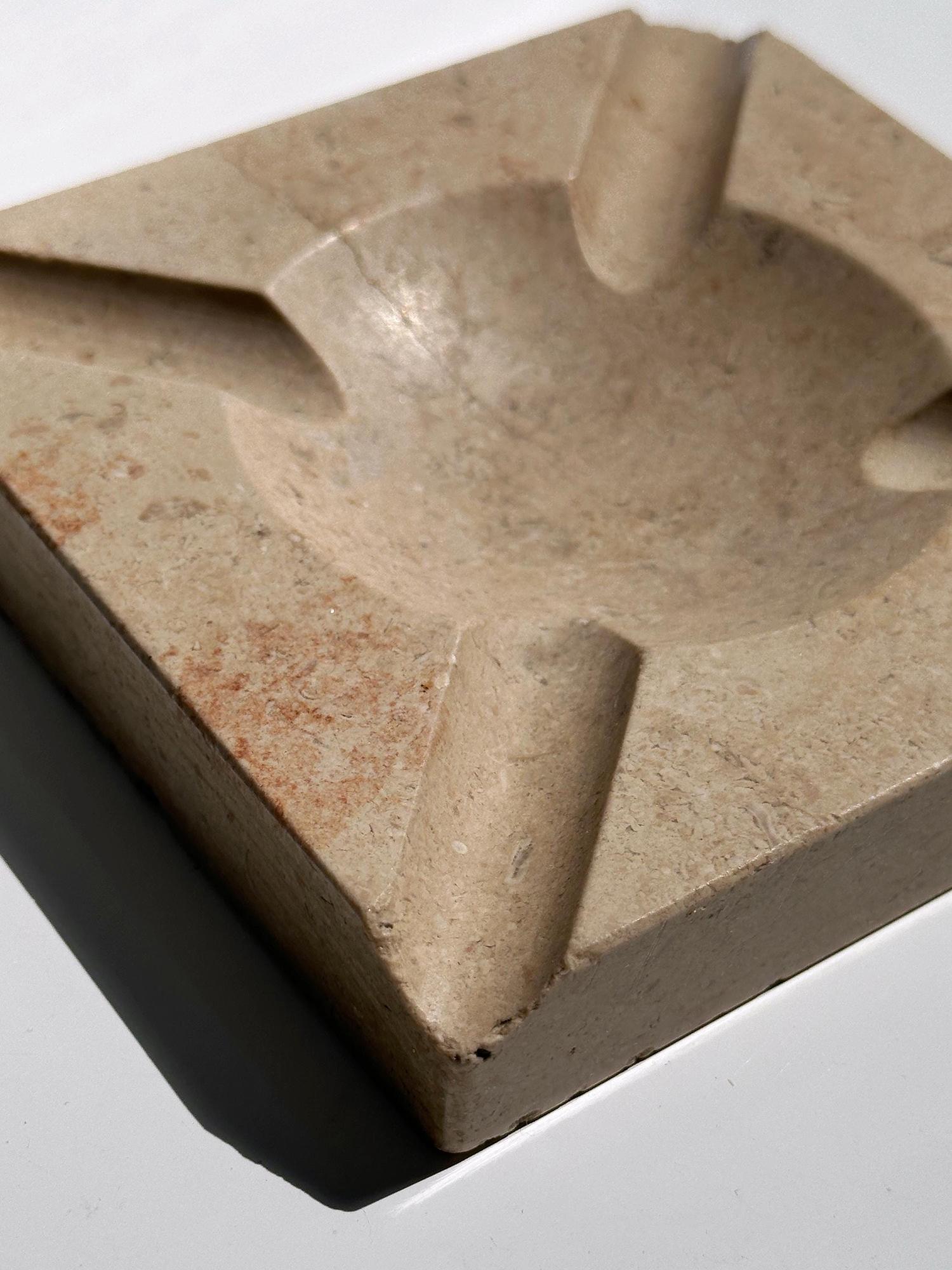 Portacenere vintage in travertino beige anni '70 3