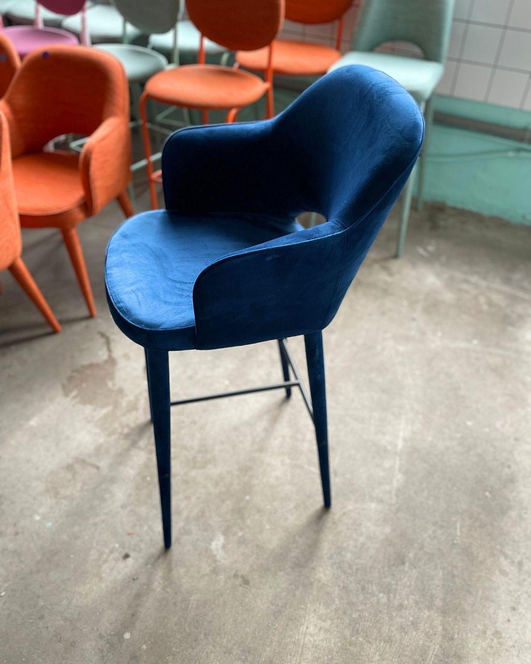 Barstool Polspotten Cosy Velvet Blue 2
