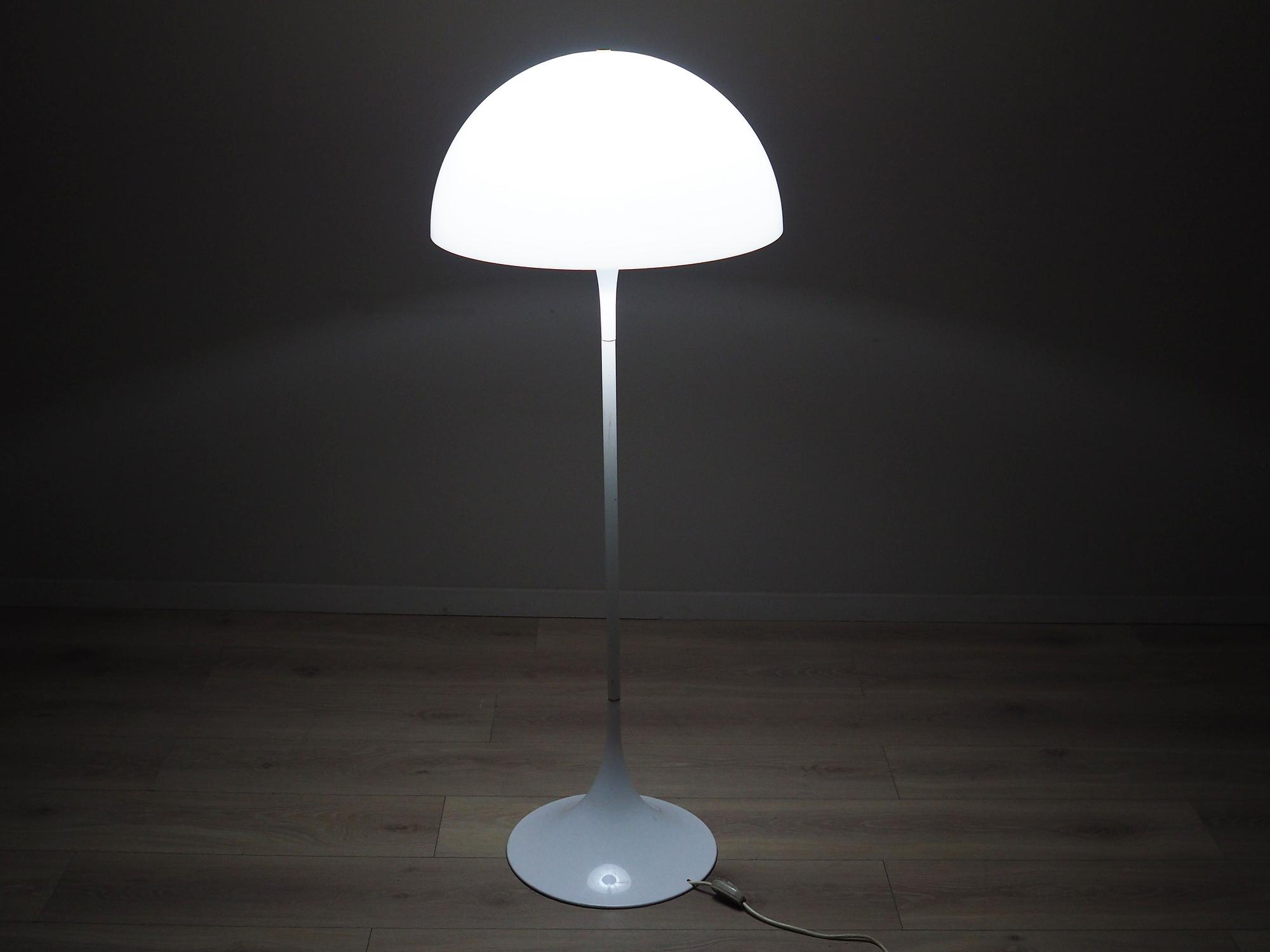 Panthella Floor Lamp 1970s 11