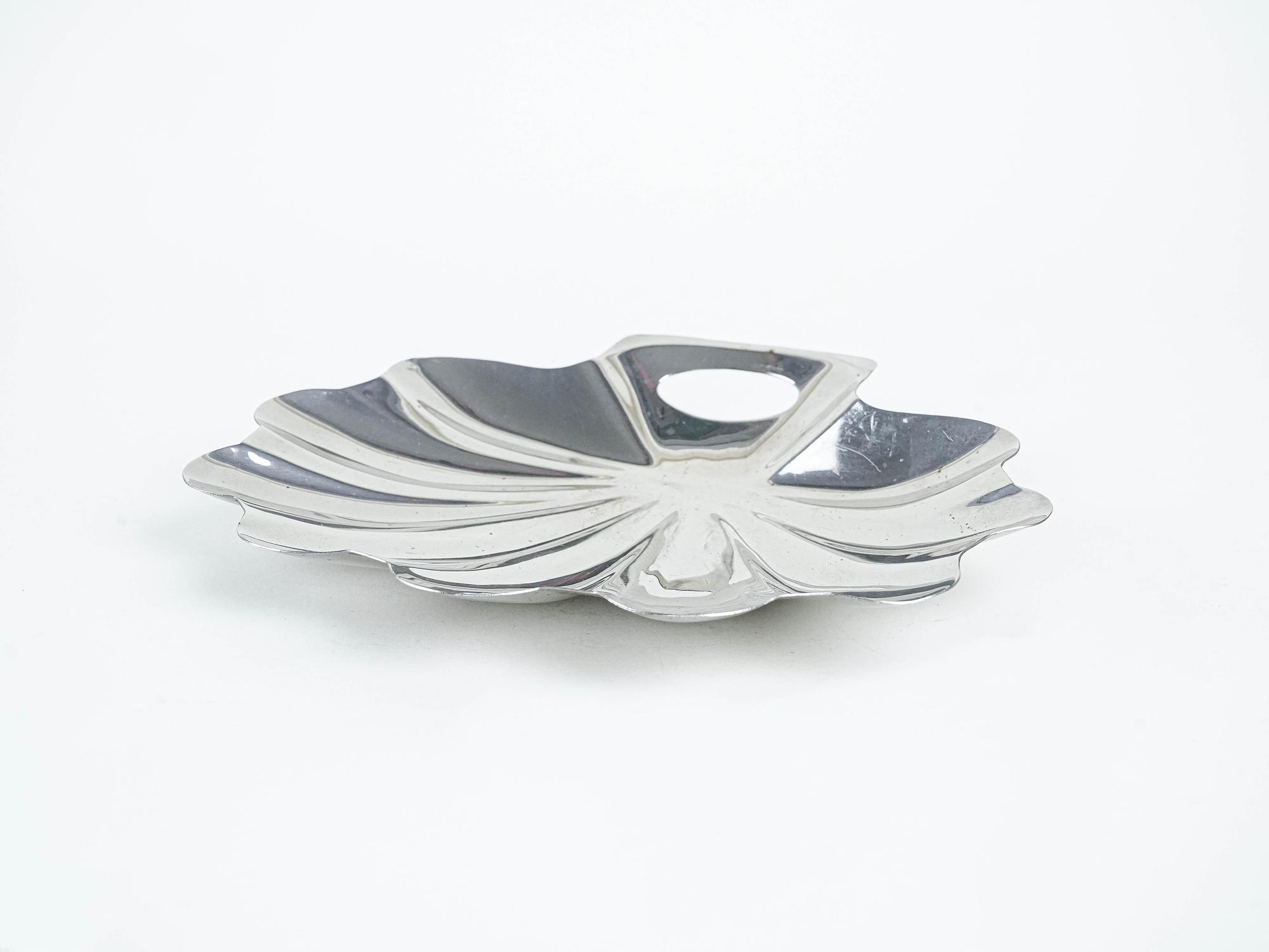 Shell serving bowl, stainless steel 1970s 1