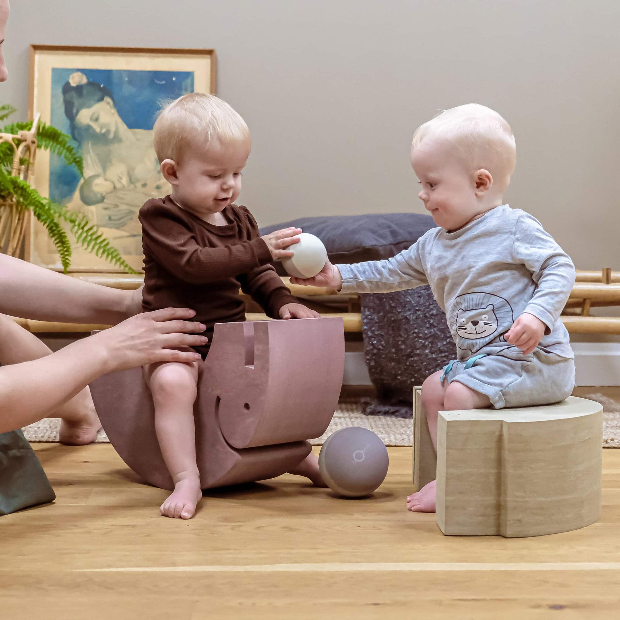 Elephant Medium stool Old rose 4