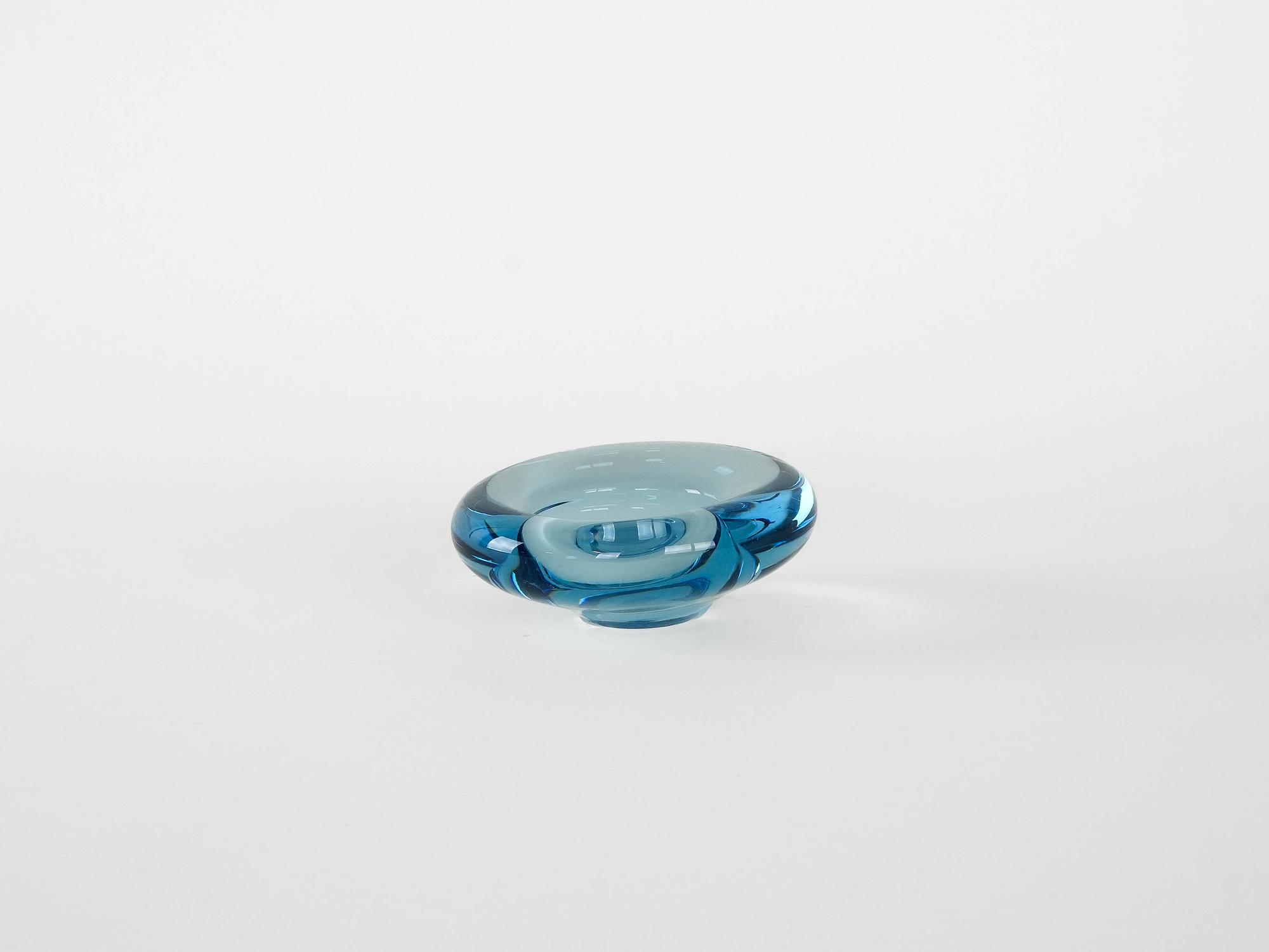 Glass bowl Blue 1960s 2