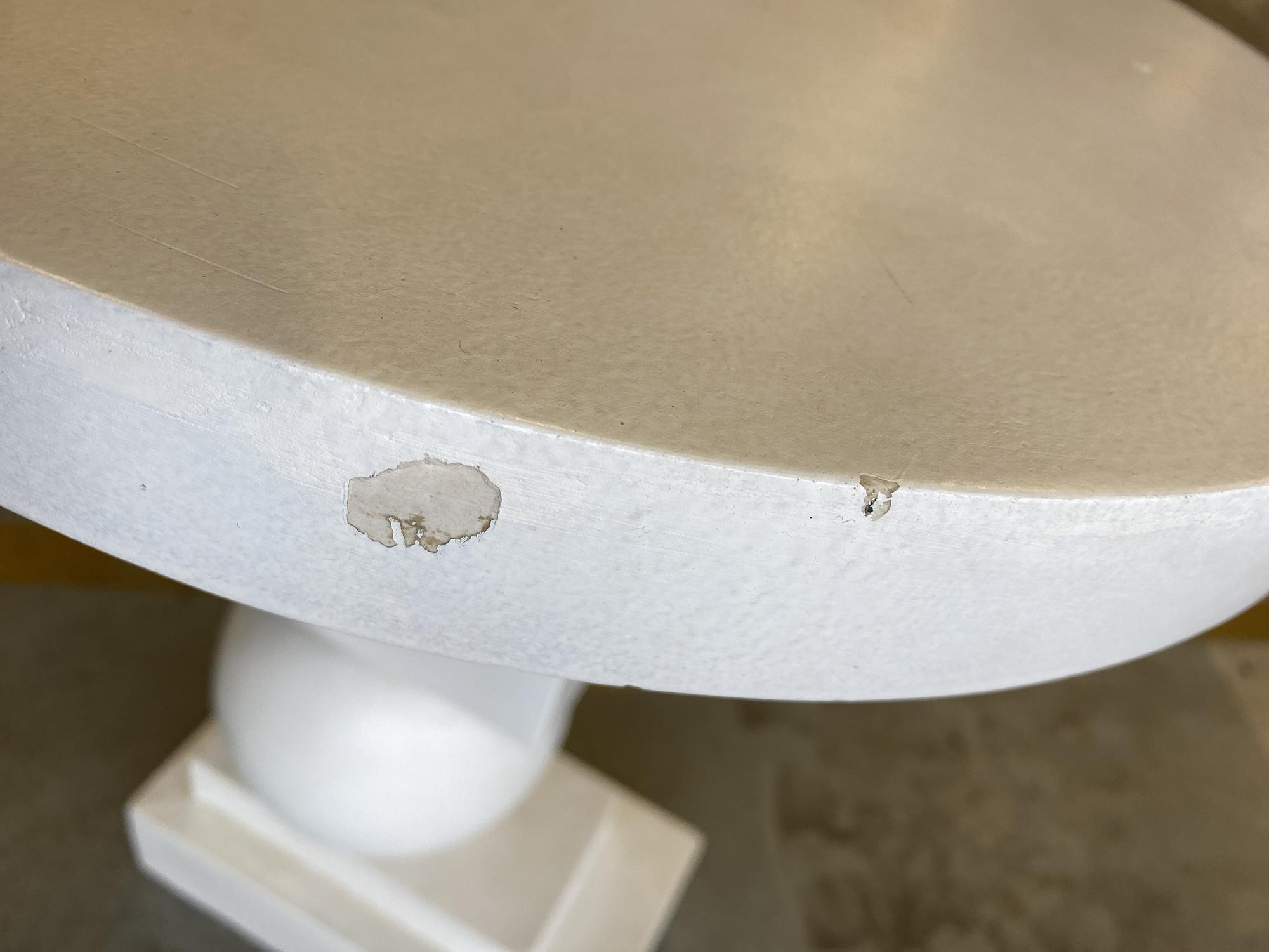 Artist Side table Fiber concrete Bone white 3