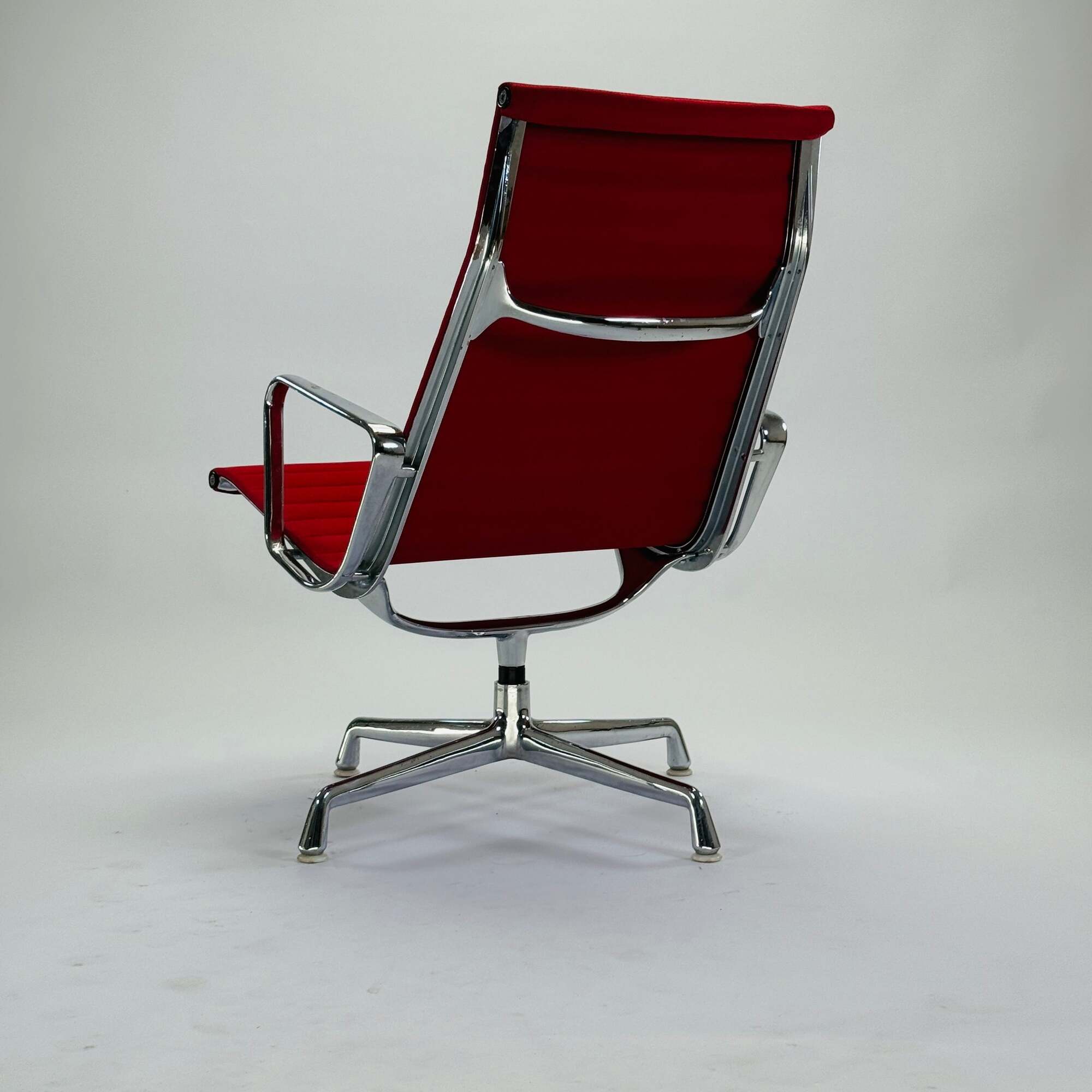 Aluminium Group Chair EA 116 Leder Rot 1