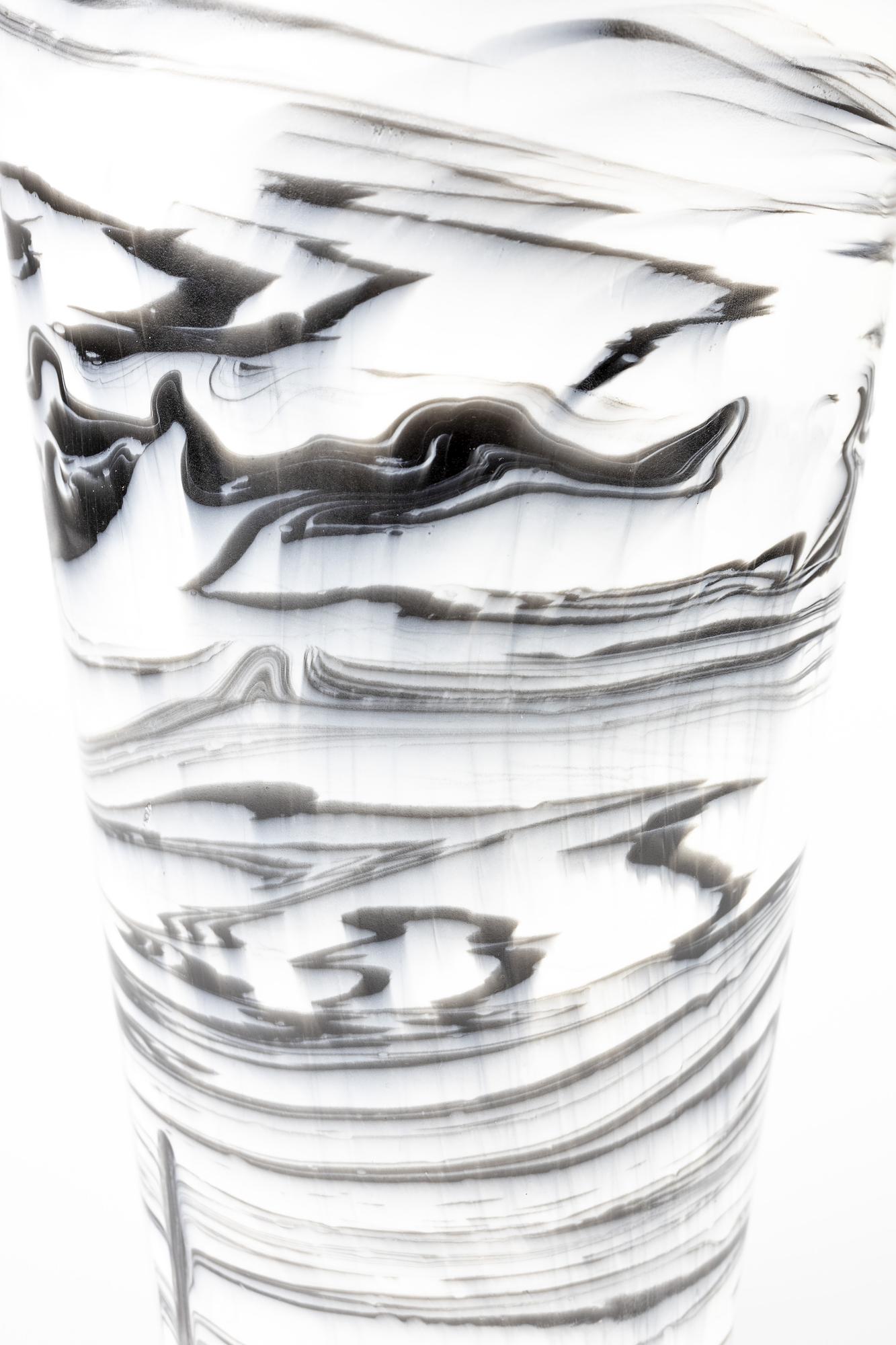 Conic Vase Kunststoff Grau 3