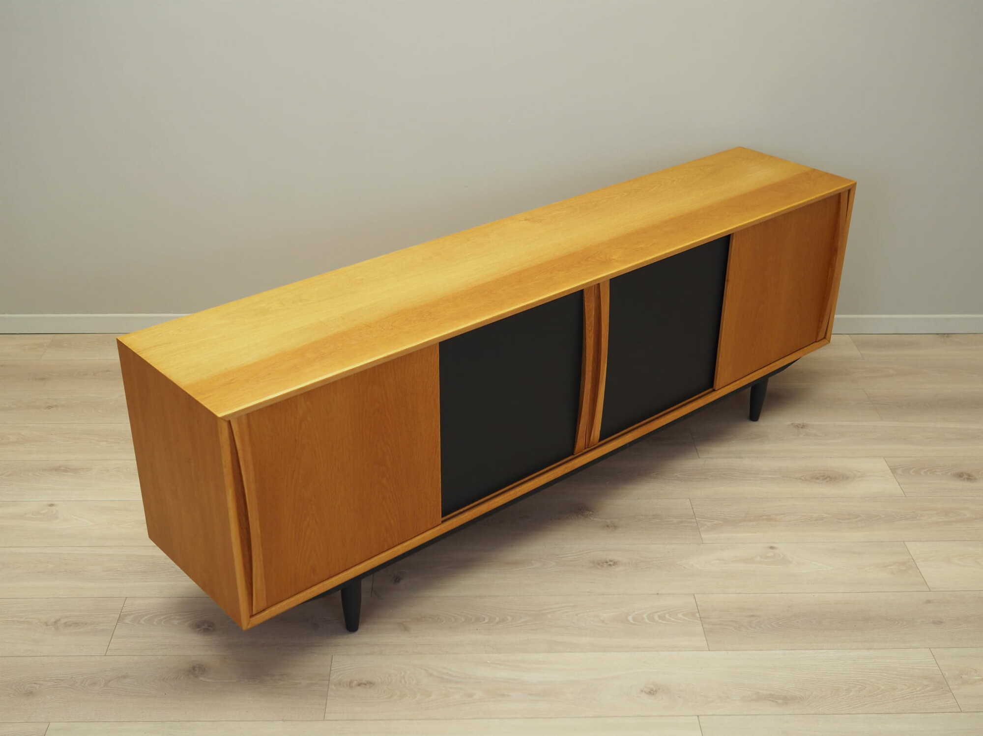 Vintage Sideboard Eschenholz Braun 1970er Jahre 7