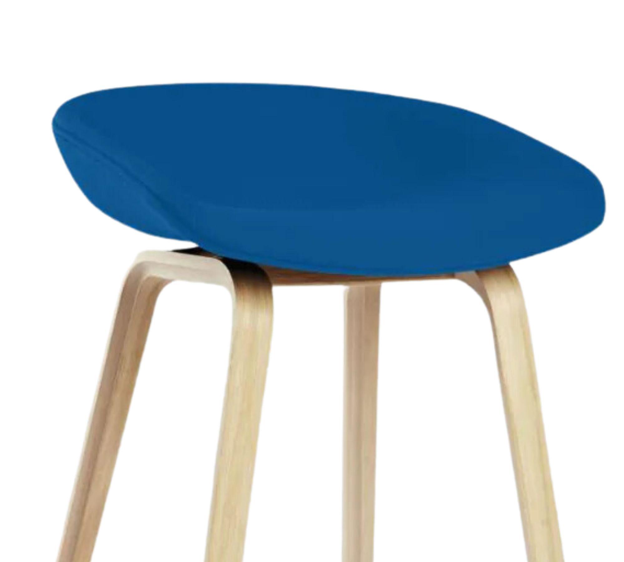 AAS 33 About A Stool Barhocker Höhe 75cm Kobaltblau 1