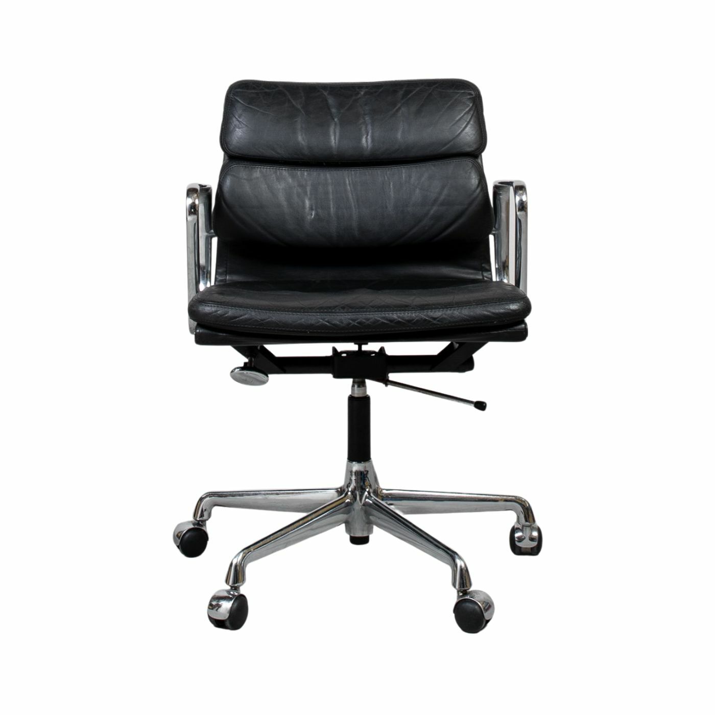 Eames EA217 Aluminium Chair aus schwarzem Leder 0