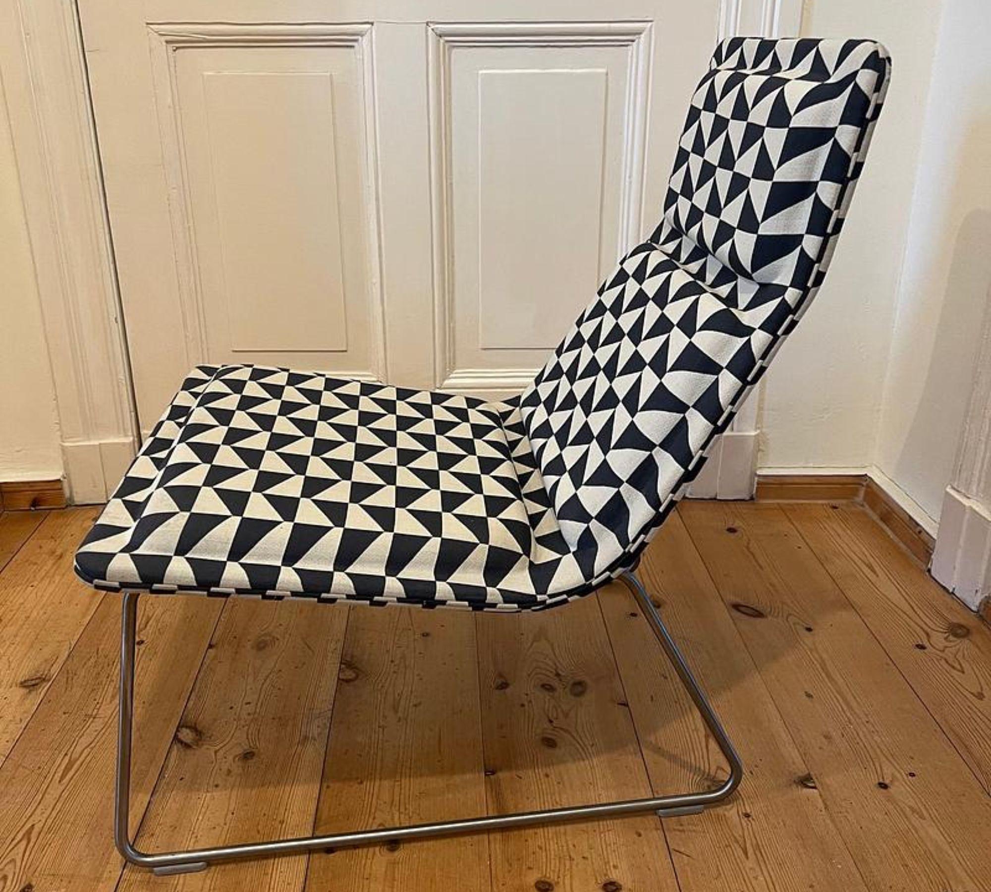 Low Pad Sessel Schwarz Weiß gemustert 2